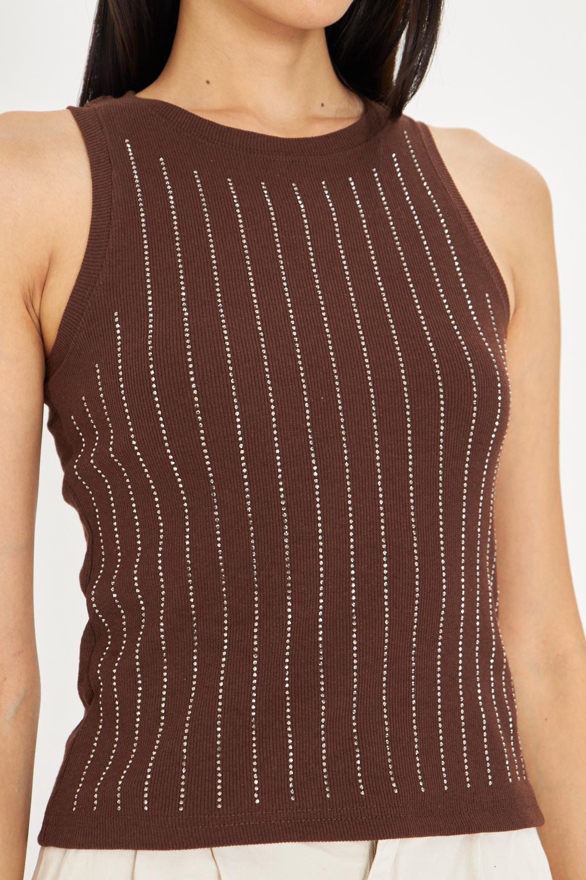 Halter Yaka Taşlı Atlet - Kahverengi