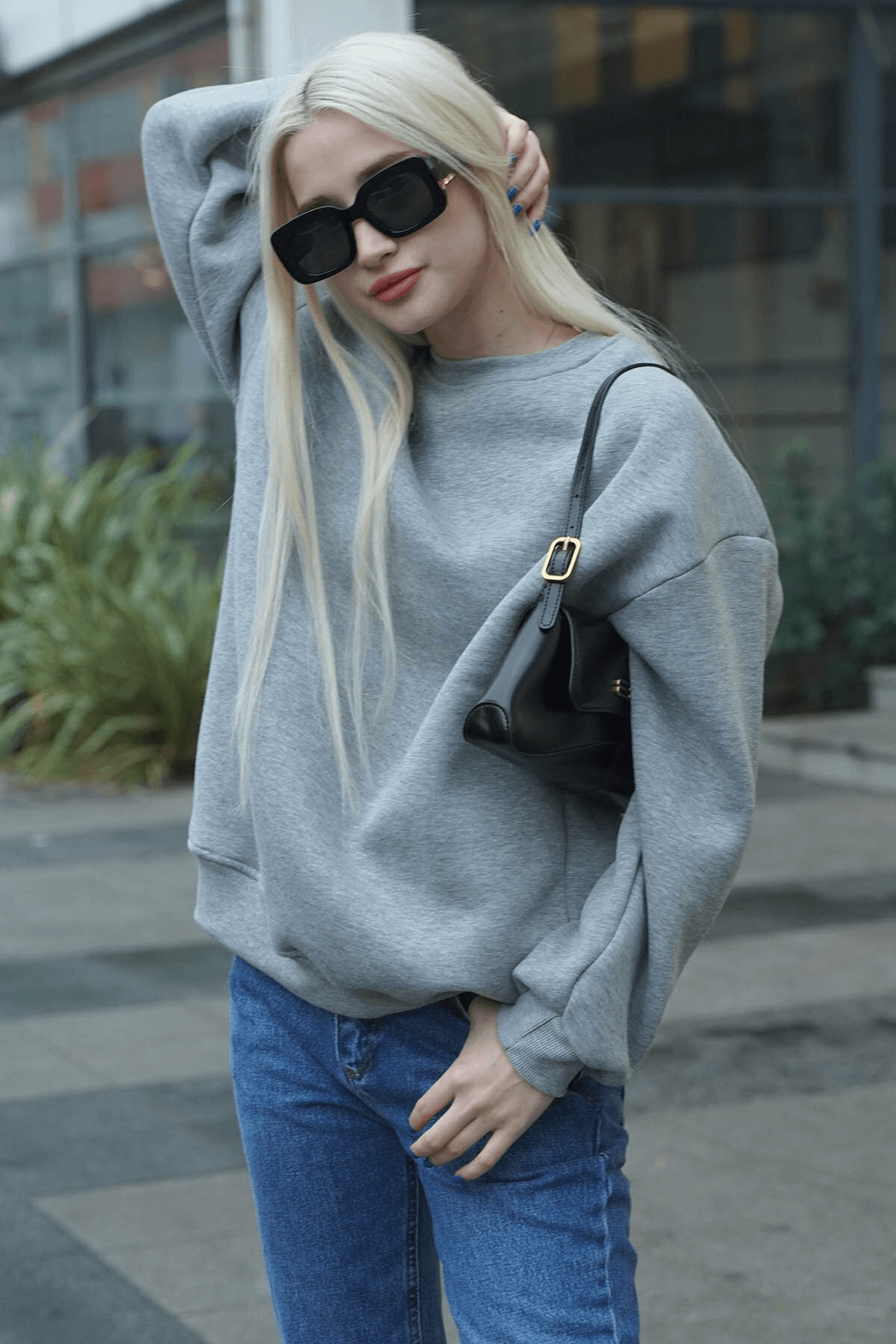 Kadın Gri Oversize Bisiklet Yaka İçi Şardonlu Sweatshirt image