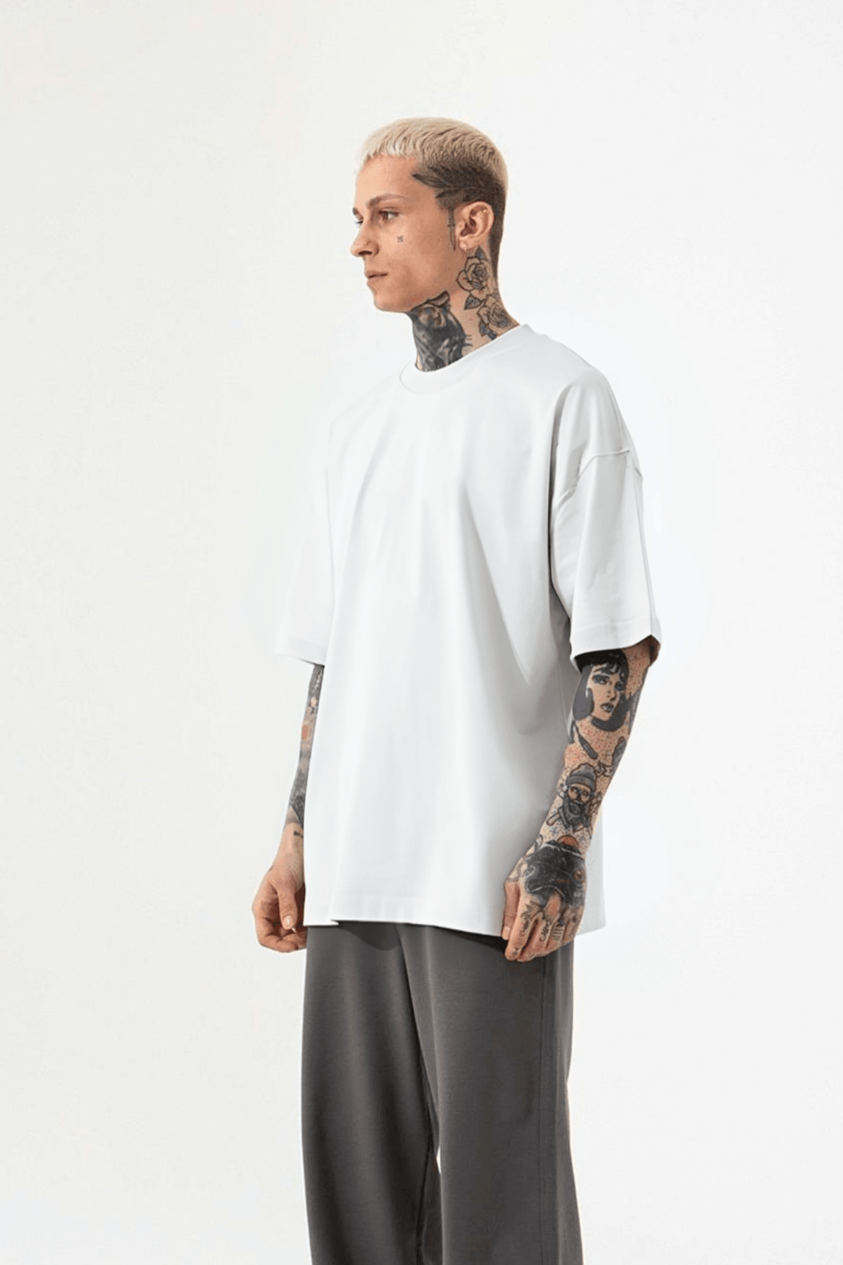 Erkek Beyaz Oversize Fit Rahat T-Shirt