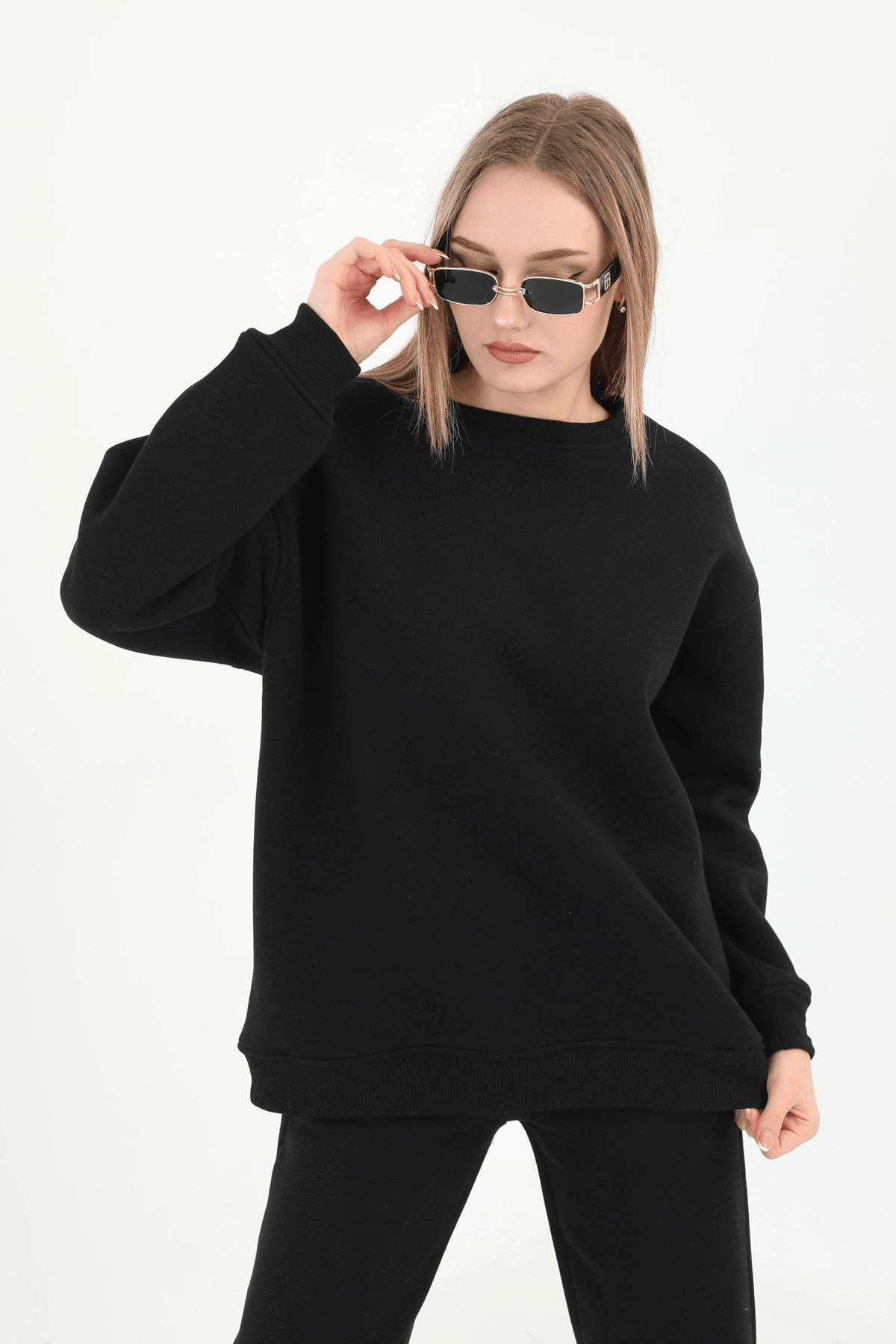 Kadın Siyah Bisiklet Yaka Oversize Sweatshirt