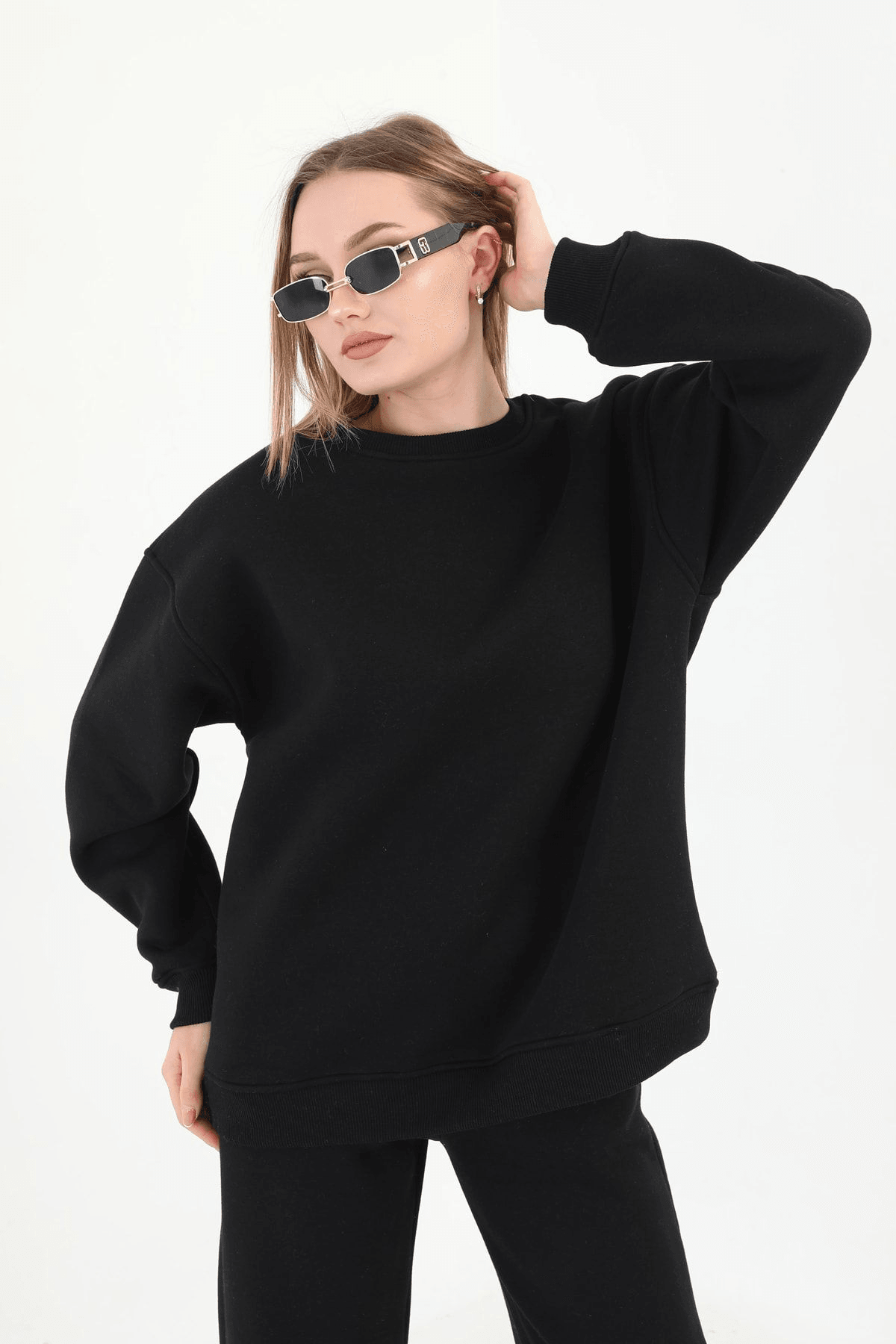 Kadın Siyah Bisiklet Yaka Oversize Sweatshirt