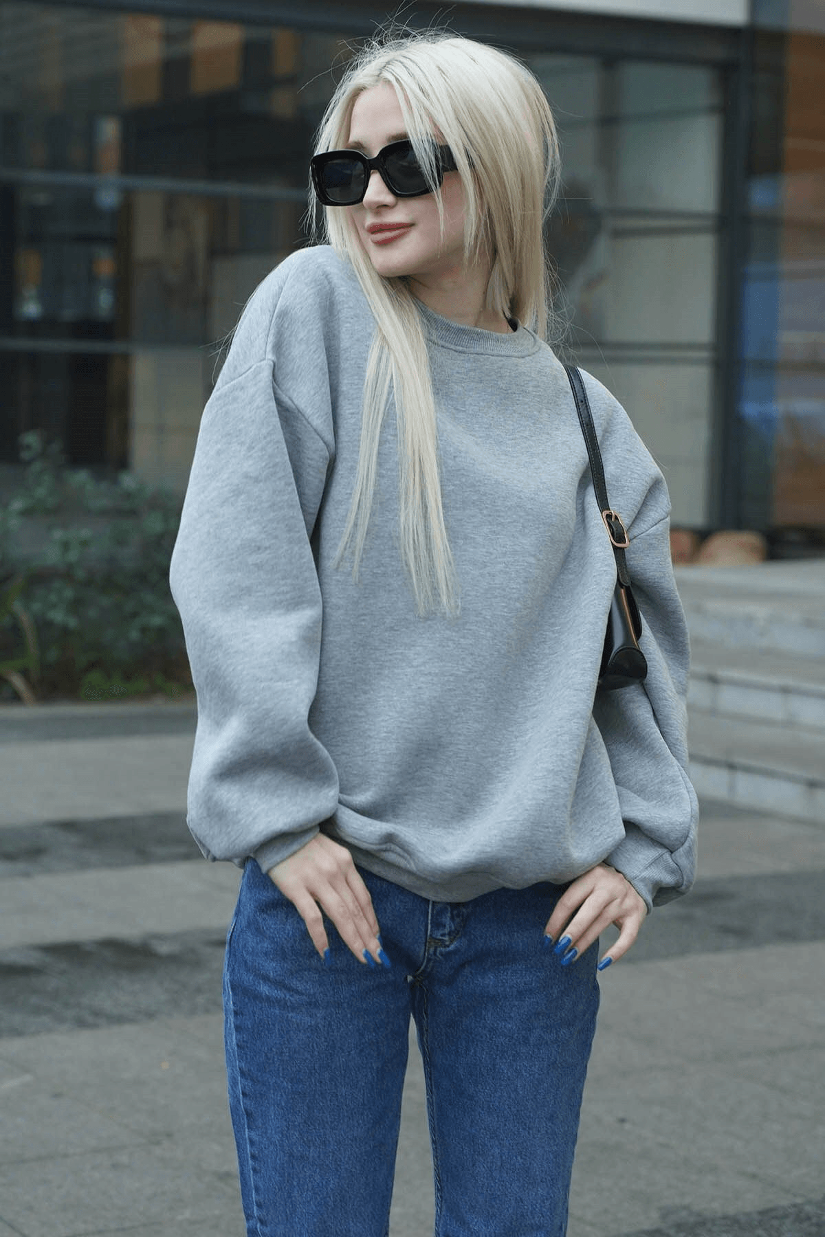 Kadın Gri Oversize Bisiklet Yaka İçi Şardonlu Sweatshirt