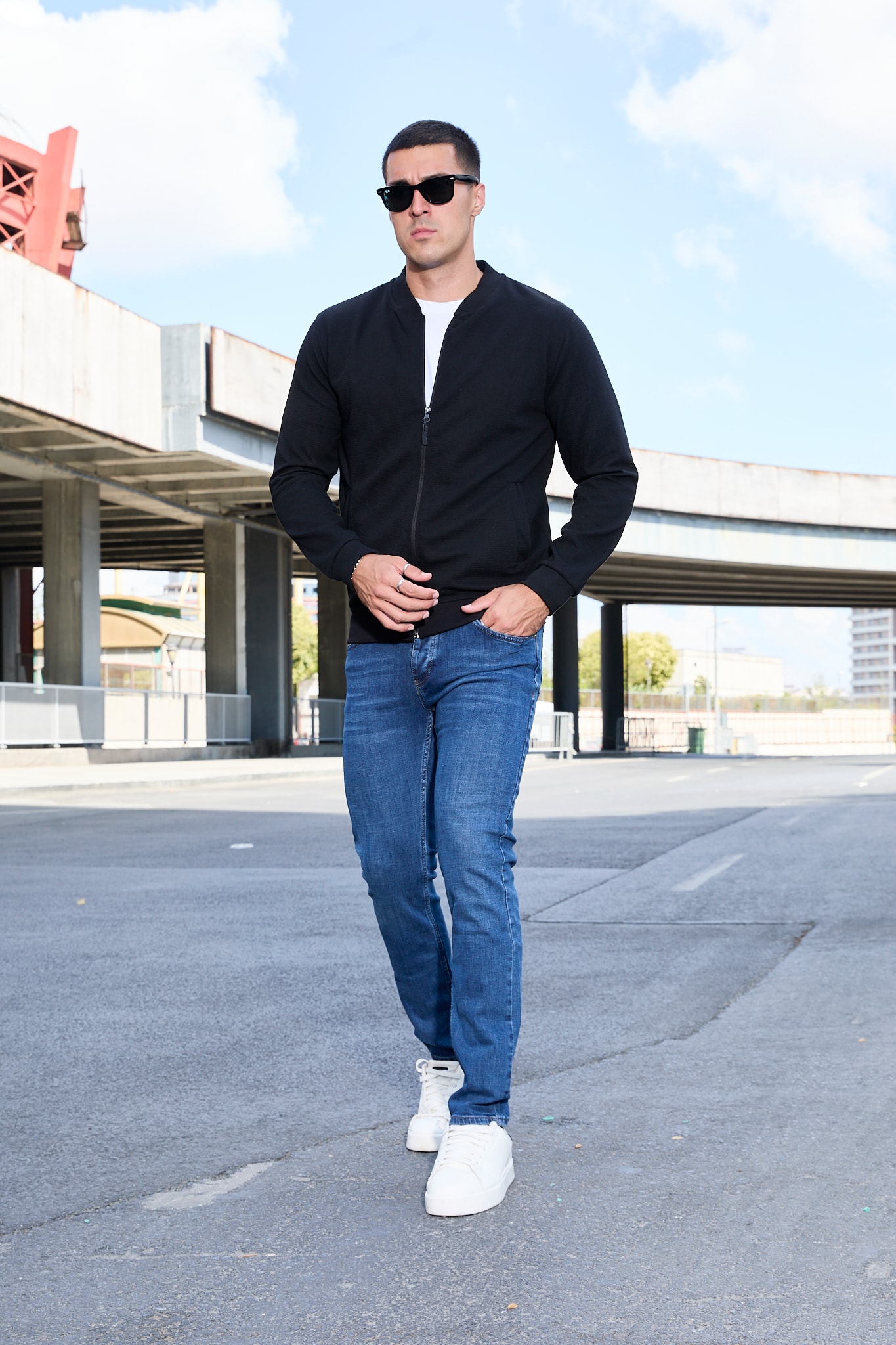 Slim Fit Yarım Balıkçı Yaka Tam Fermuarlı Düz Renk Erkek Sweatshirt - V001