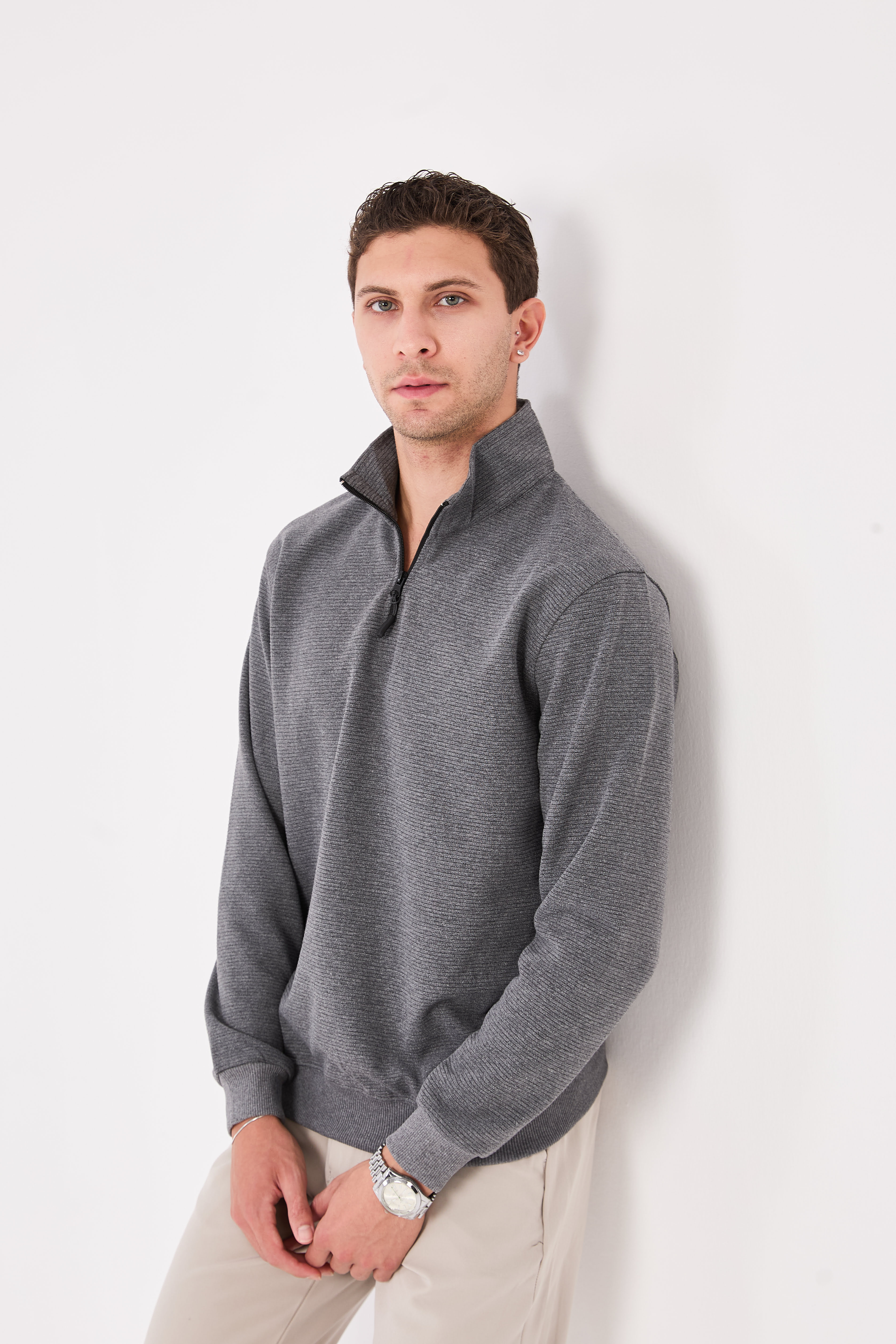 Slim Fit Yarım Balıkçı Yaka Yarım Fermuarlı Düz Renk Erkek Sweatshirt - V002