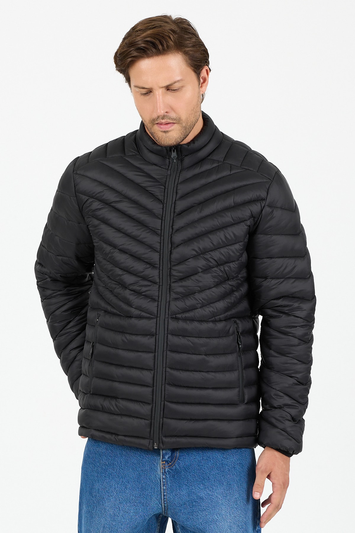 Regular Fit Dik Yaka Şişme Rüzgara ve Suya Dayanıklı Mont- B8152 - Siyah