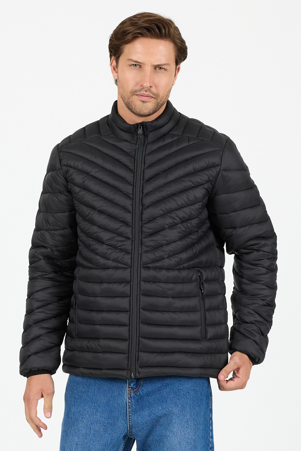 Regular Fit Dik Yaka Şişme Rüzgara ve Suya Dayanıklı Mont- B8152