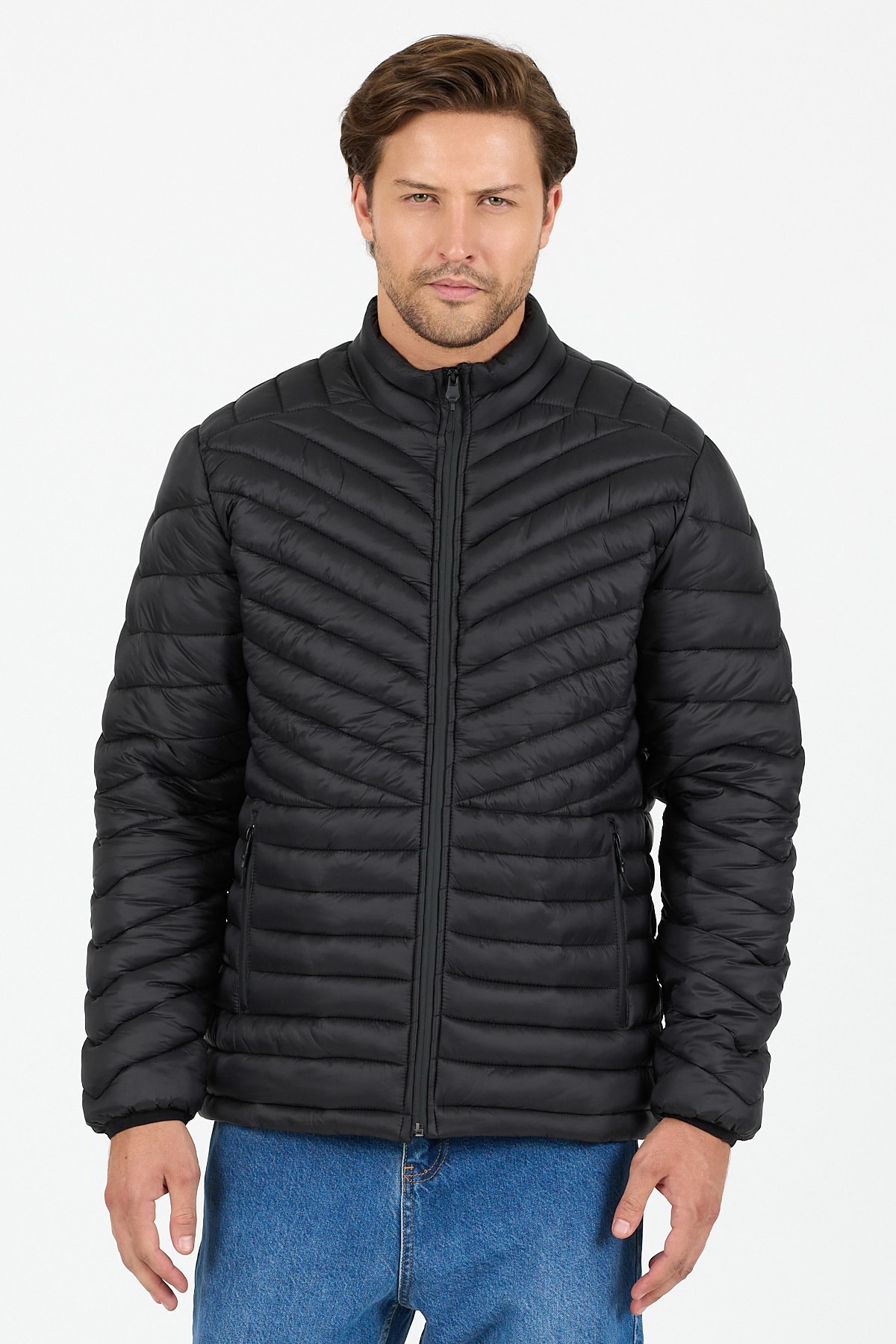 Regular Fit Dik Yaka Şişme Rüzgara ve Suya Dayanıklı Mont- B8152