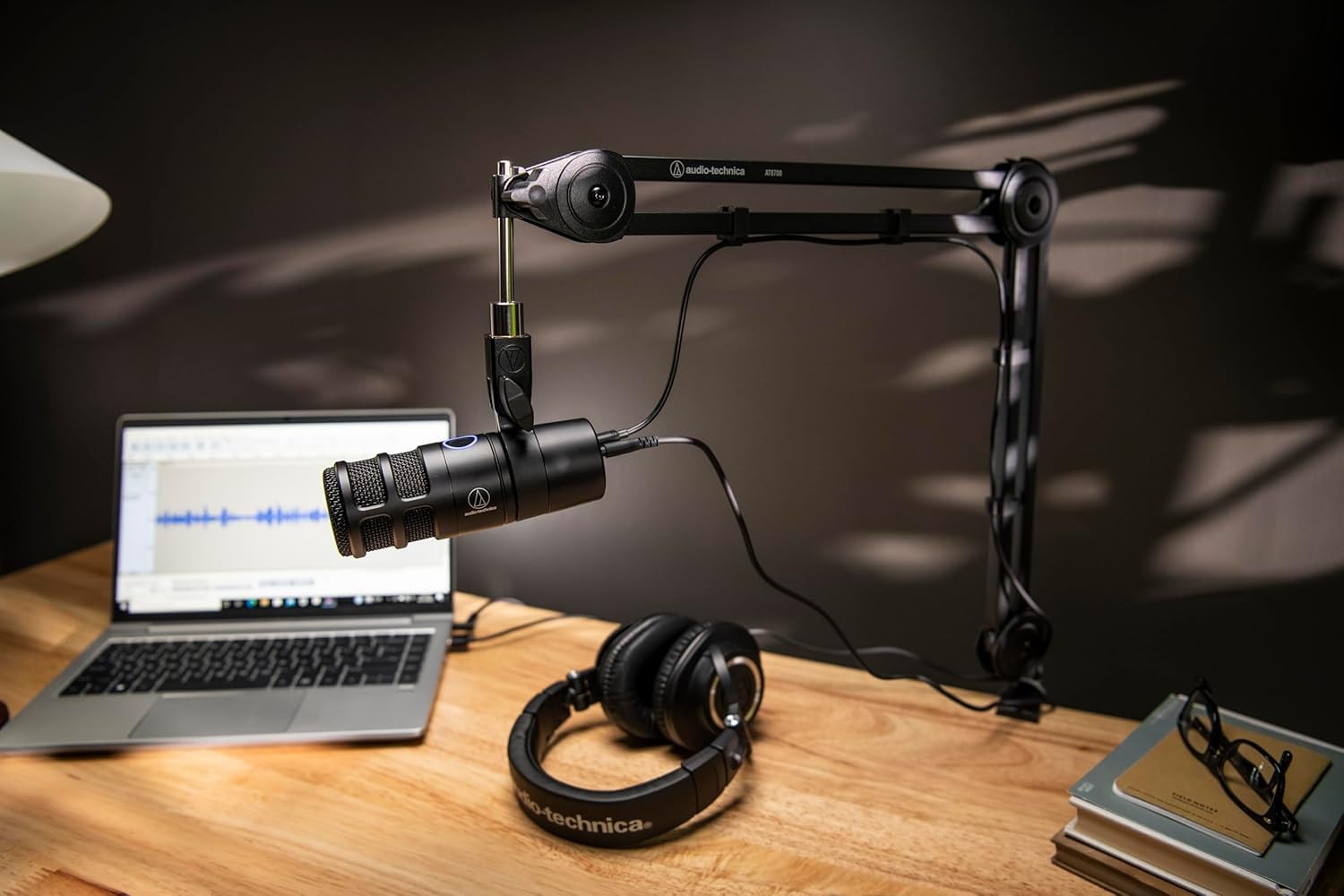AUDIO TECHNICA AT-2040USB 