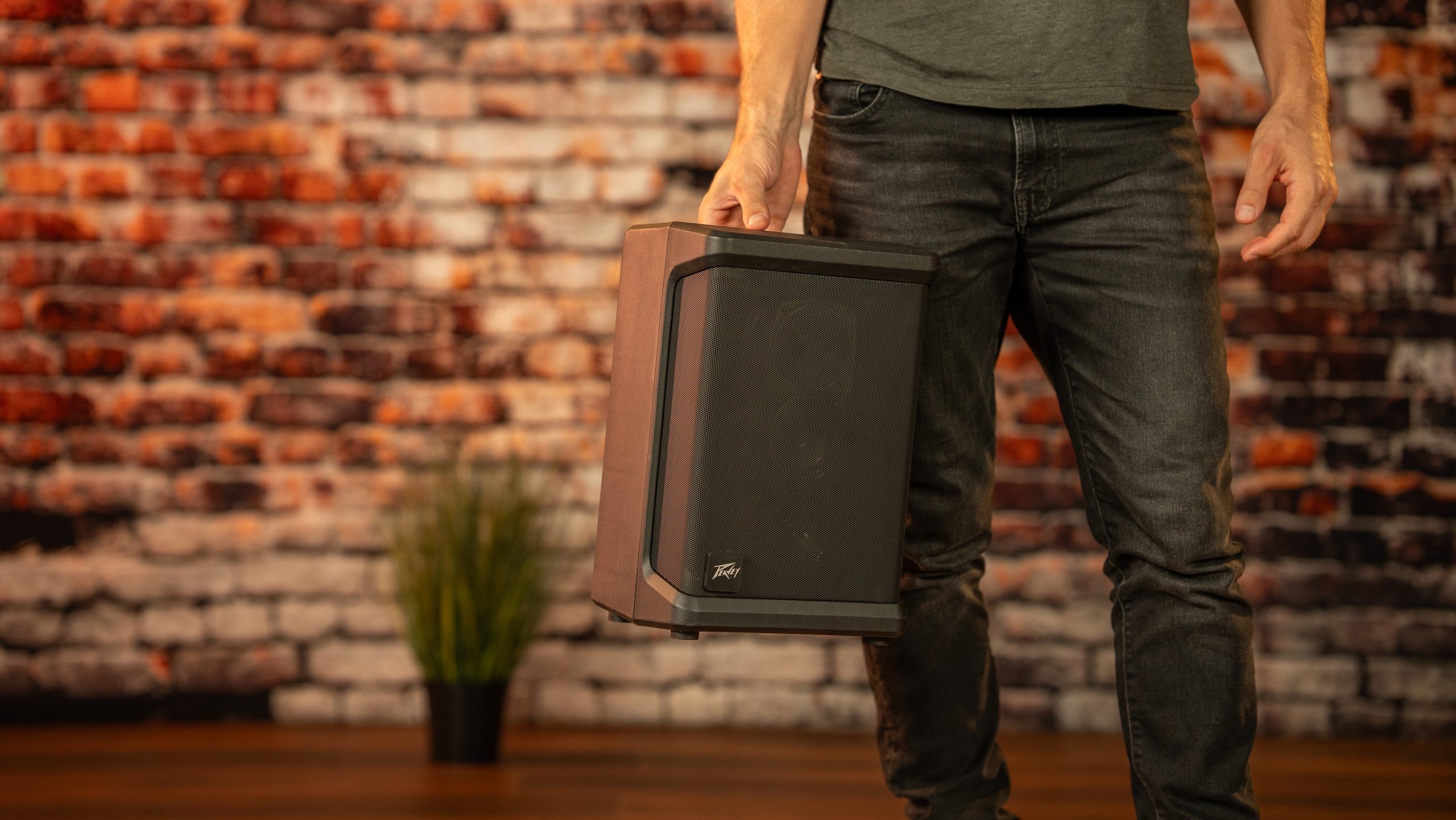 PEAVEY SOLO TAŞINABİLİR ŞARJLI HOPARLÖR