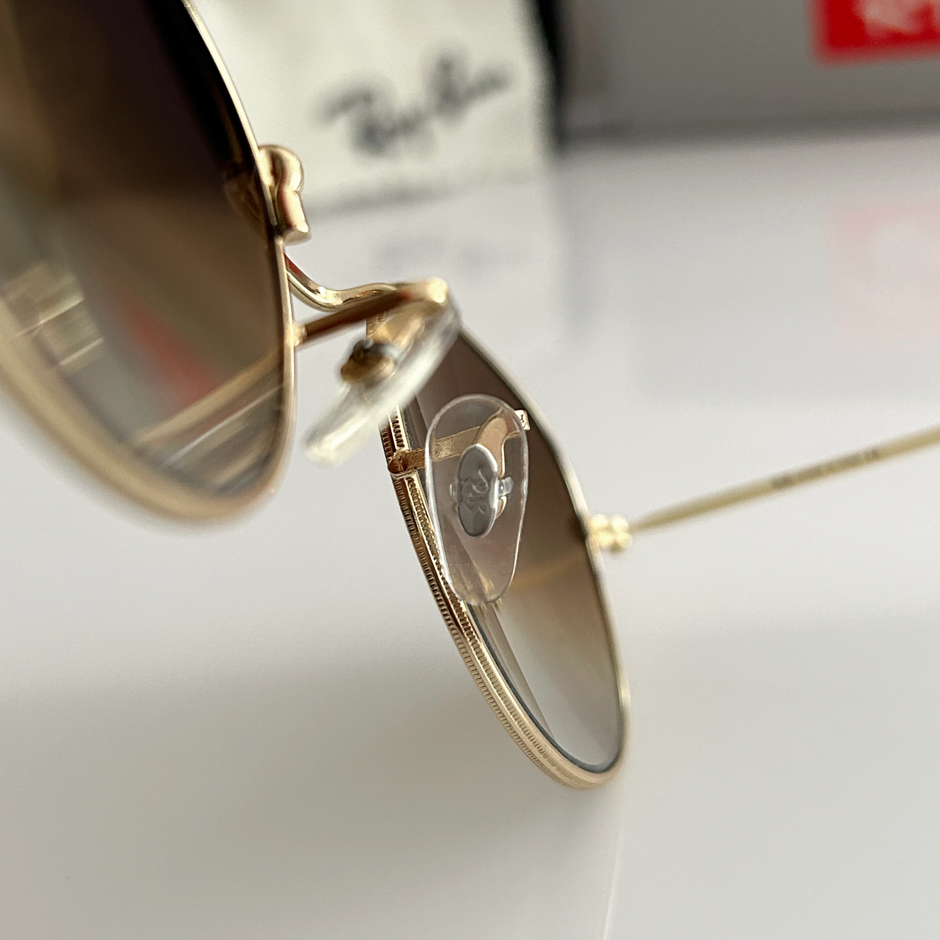 Round Metal Kahverengi