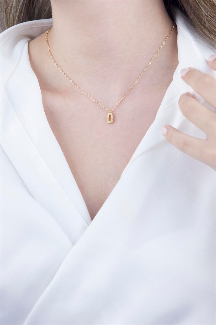 Ü Letter Gold Chain Necklace