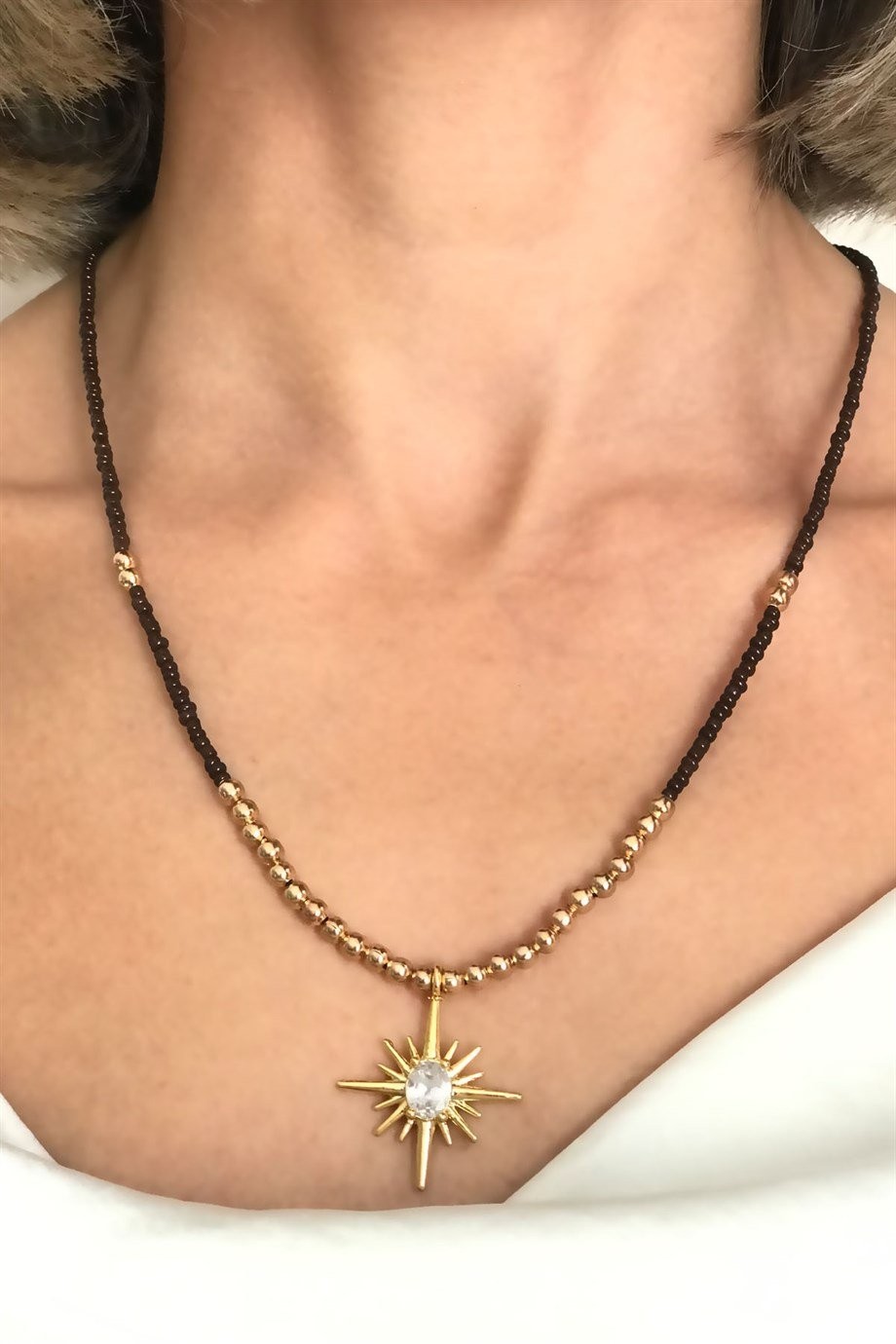 Stone-Detail Brown Bead Necklace