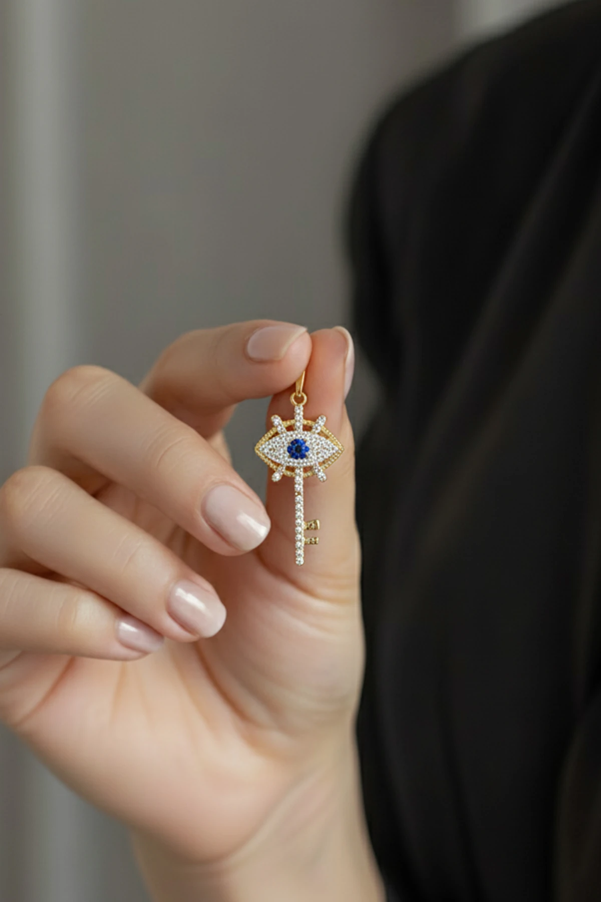 Anahtar Model Xuping Zirkon Taşlı Kararmaz Kolye Ucu - Gold