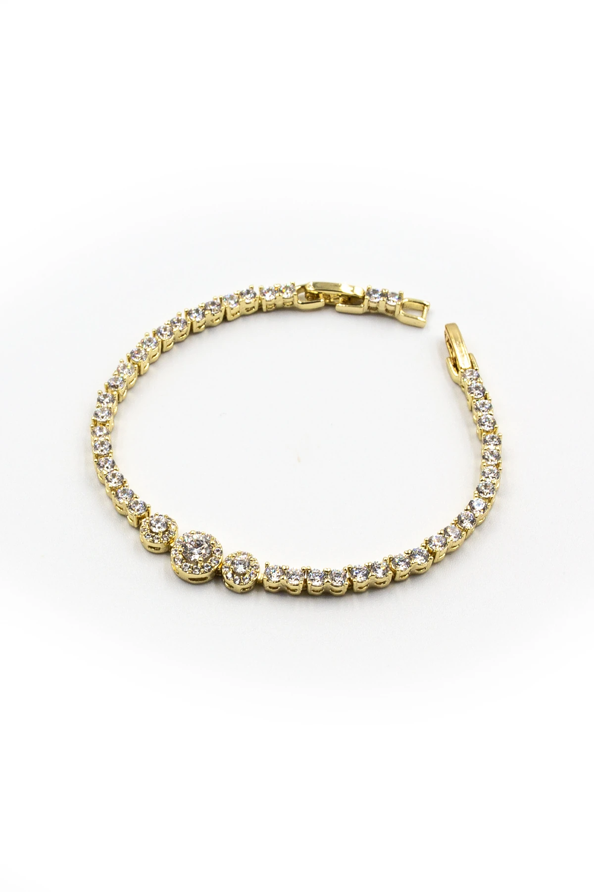 Zirkon Taşlı Su Yolu Model Xuping Kararmaz Bileklik – Gold | Parlak, Zarif ve Dayanıklı