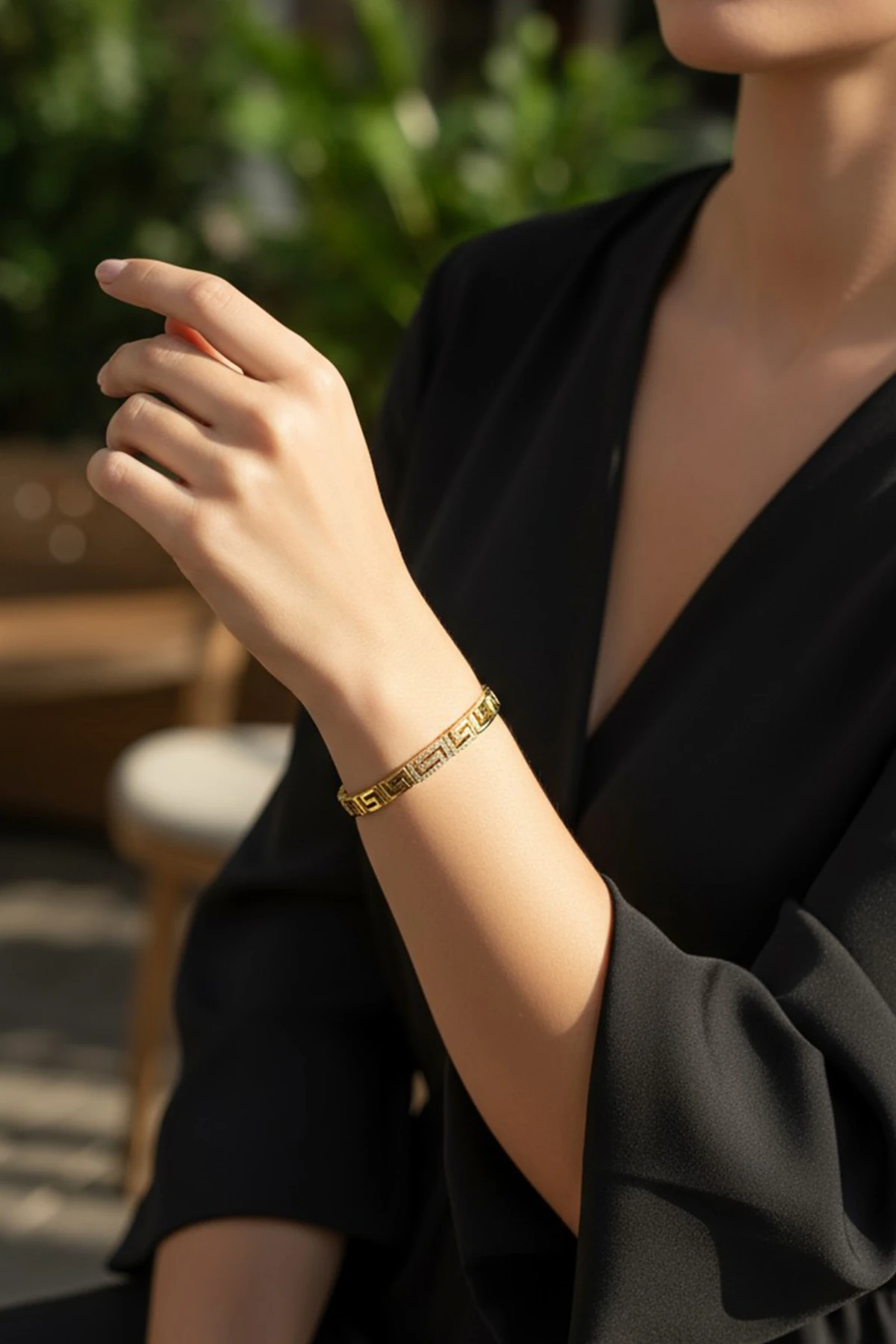 Labirent Kuyumcu Model Xuping Kararmaz Bileklik – Gold | Işıltılı, Zarif ve Dayanıklı