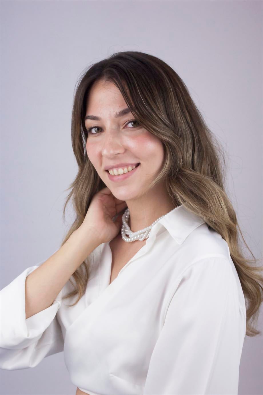 Beyaz İnci Sarmal Tasarım Kolye