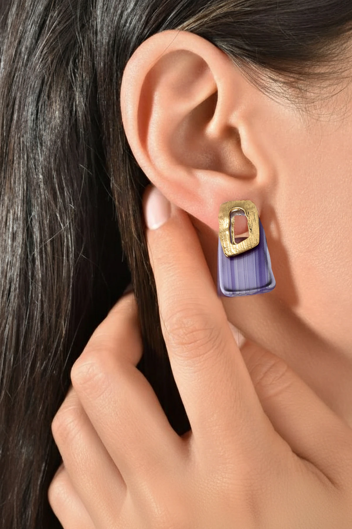 Lila Geometrik Form Gold Küpe - Modern Zarif Tasarım