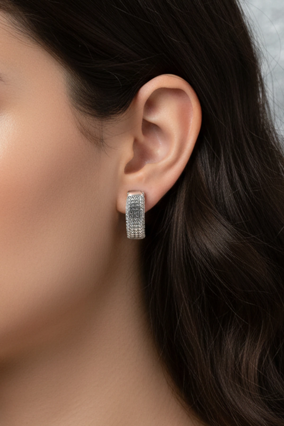 Zirkon Taşlı Xuping Halka Küpe - Gümüş Renk Anti Alerjik Küpe