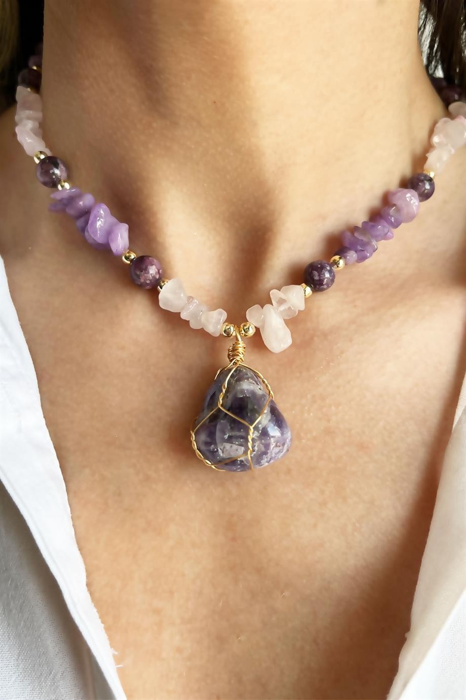 Amethyst and Ceyd Güneş Natural Stone Broken Stone Necklace