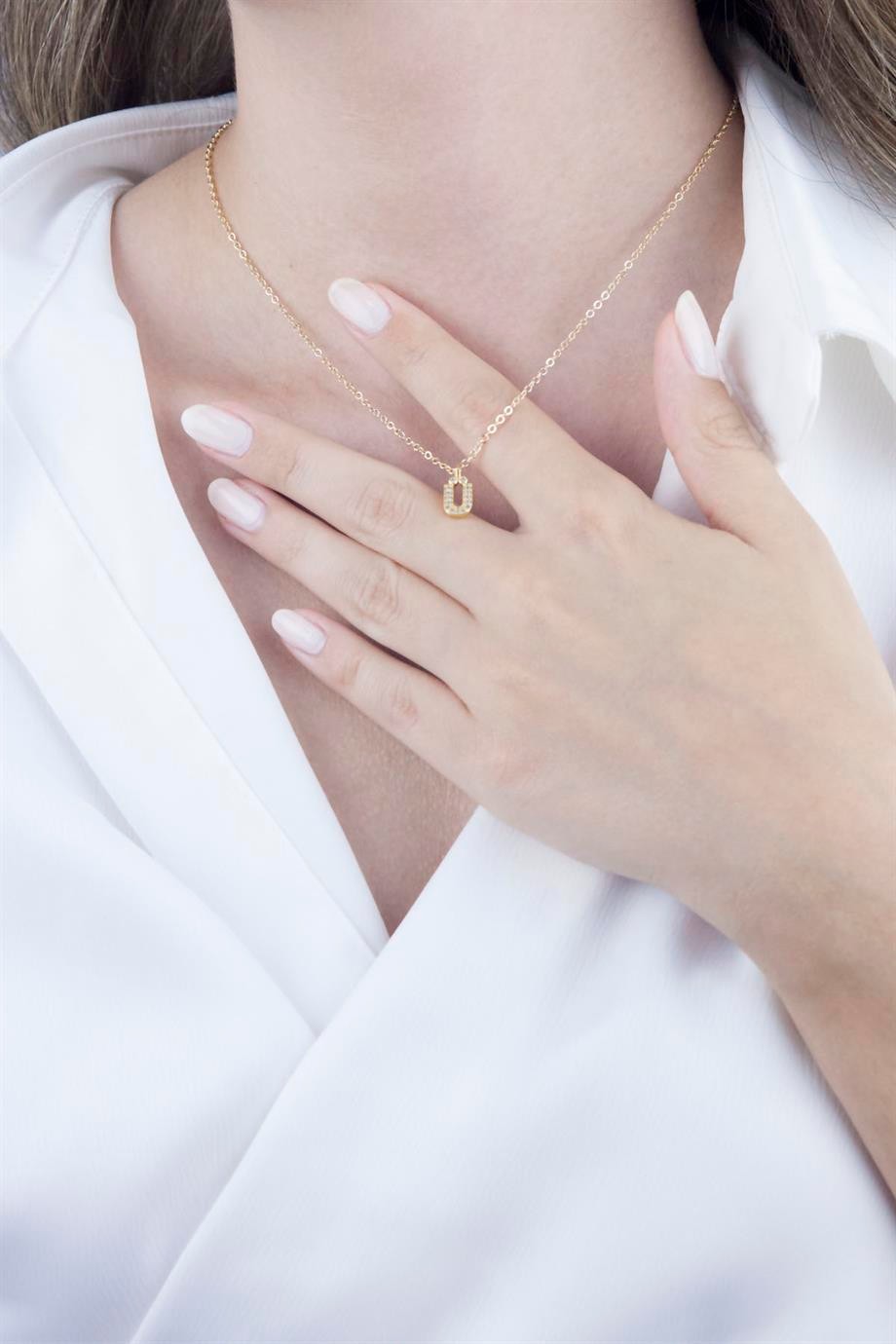 Ü Letter Gold Chain Necklace