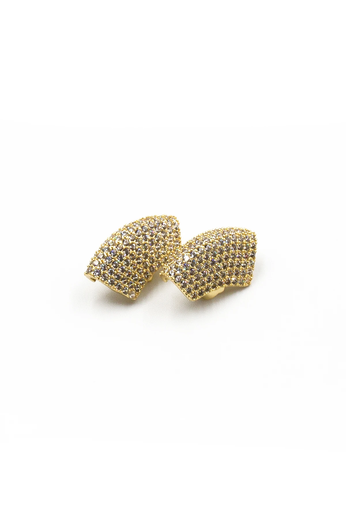 Zirkon Taşlı Gold Küpe – Anti Alerjik, Işıltılı Vidalı Tasarım