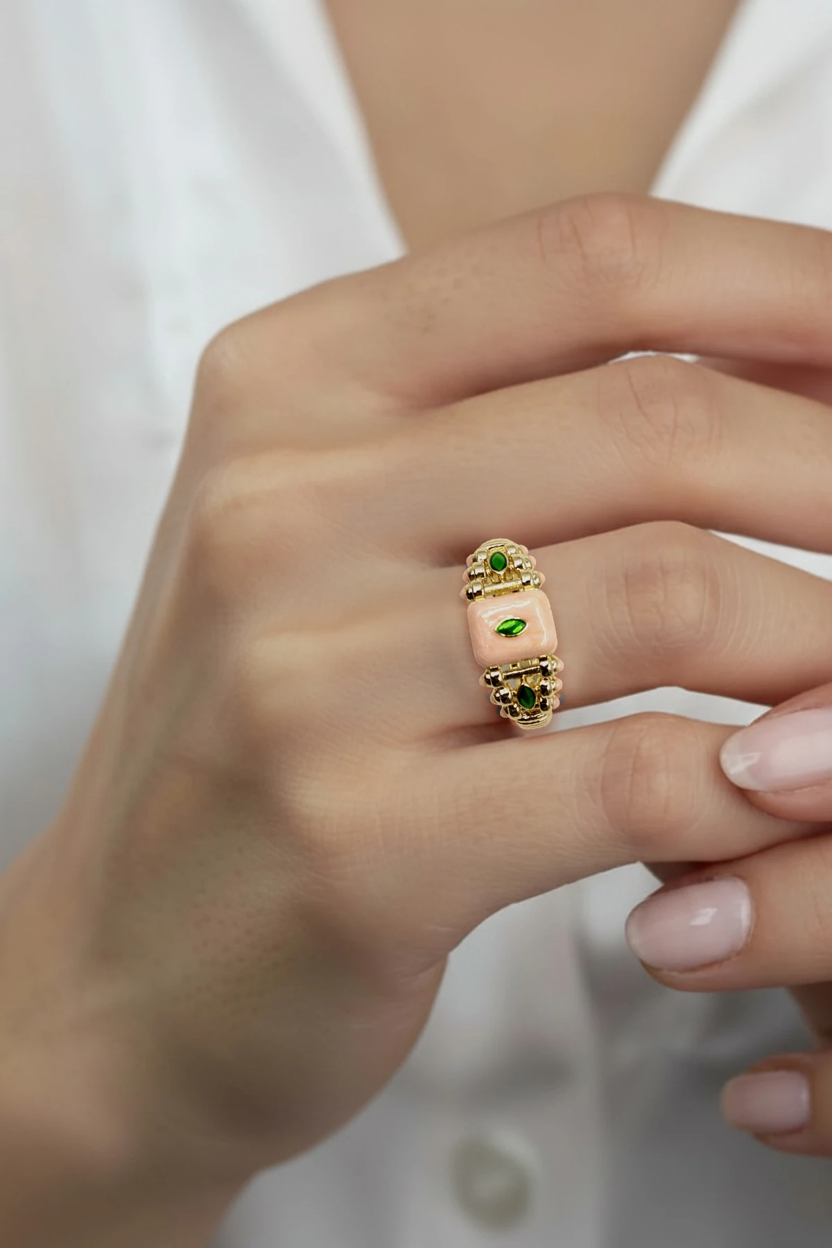 Pudra Mineli Renkli Gold Yüzük | Ayarlanabilir, Şık ve Anti Alerjik Tasarım