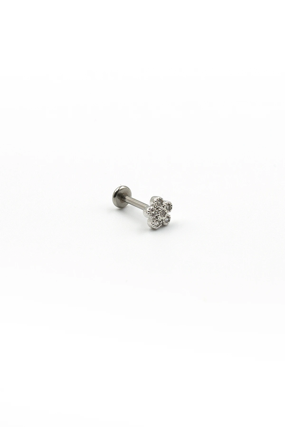 Gümüş Renkli Sallantılı Ayıcık Tragus & Helix Piercing – Anti Alerjik, Kararma Yapmaz