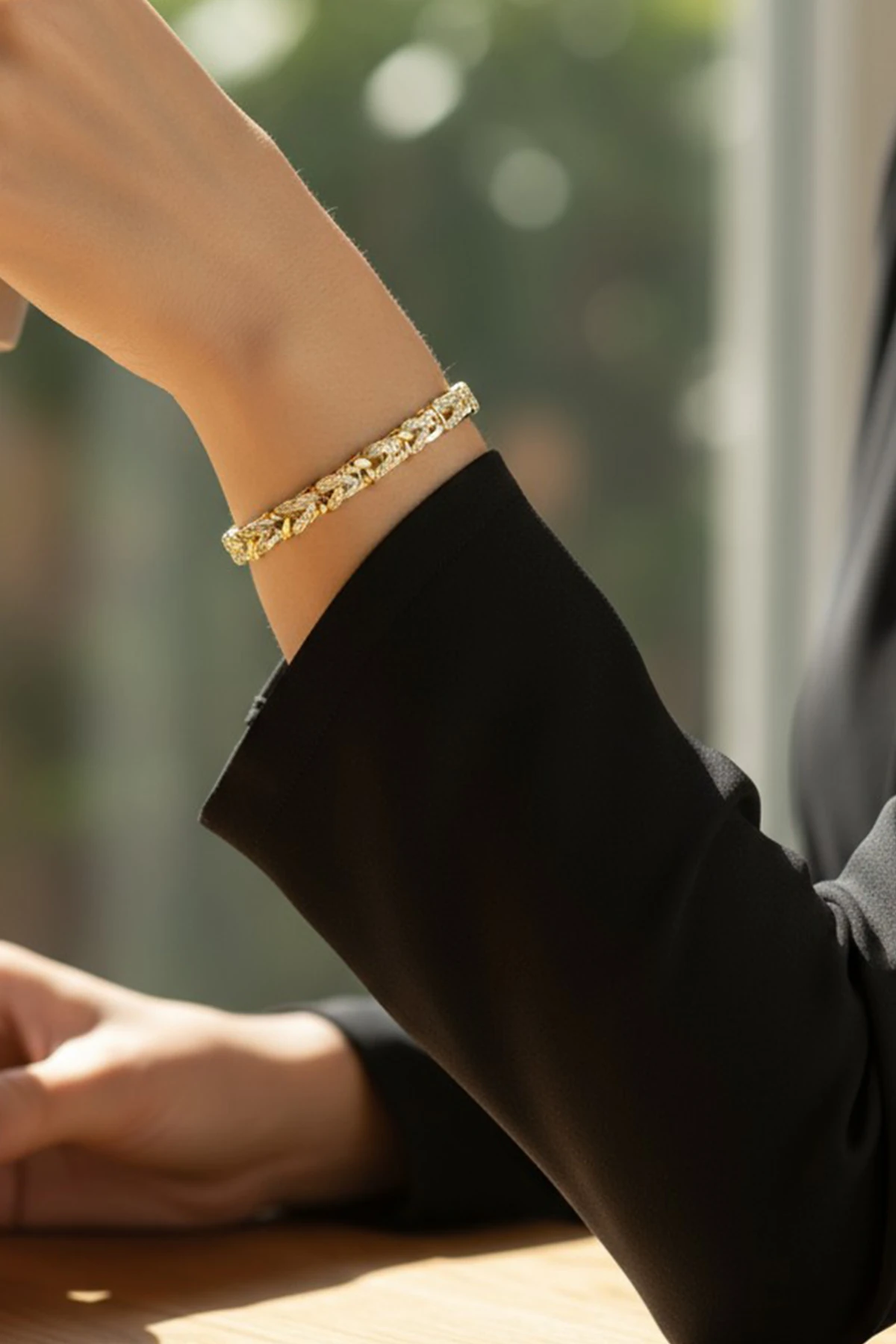 Örme Kuyumcu Model Xuping Kararmaz Bileklik – Gold | Zarif, Dayanıklı ve Işıltılı Tasarım