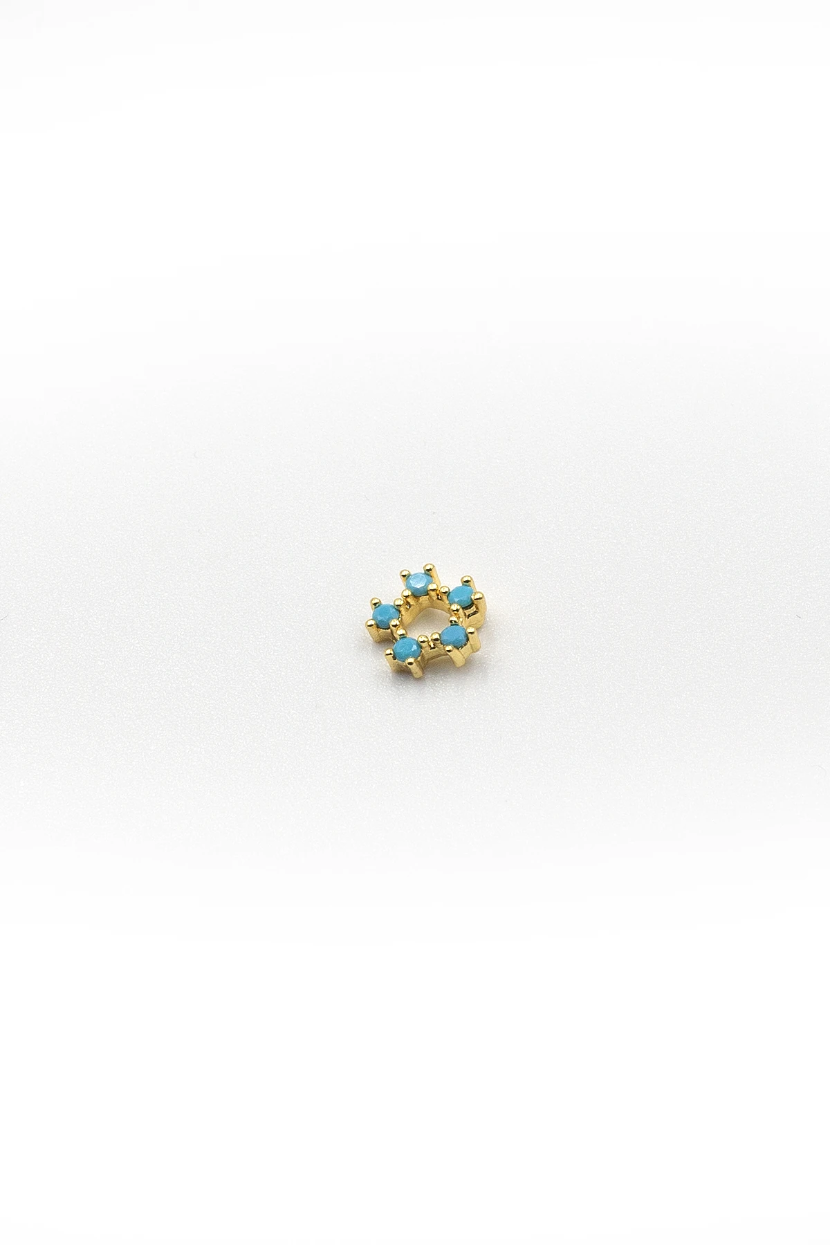 Turkuaz Taşlı Şık Tragus & Helix Piercing – Anti Alerjik, Kararma Yapmaz, Gold Kaplama