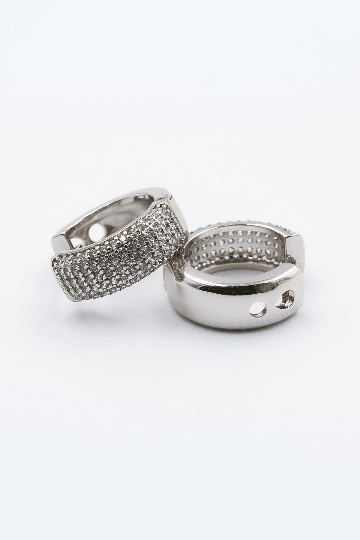 Zirkon Taşlı Xuping Halka Küpe - Gümüş Renk Anti Alerjik Küpe