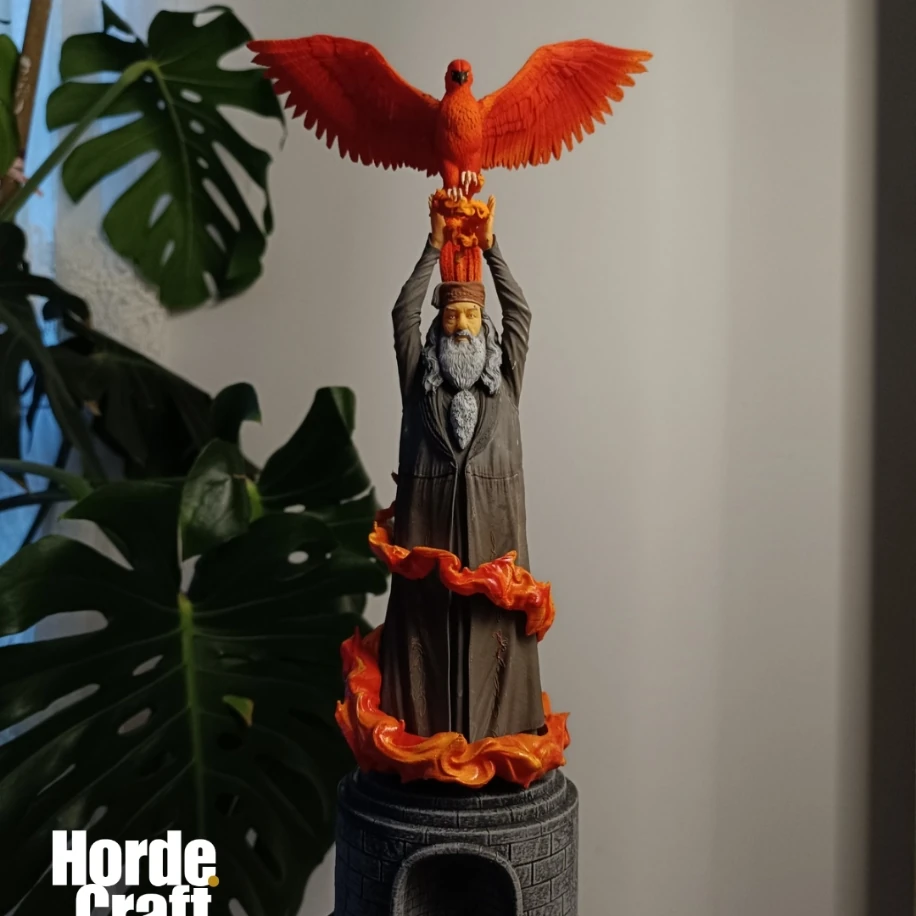 Albus Dumbledore ve anka kuşu figürü