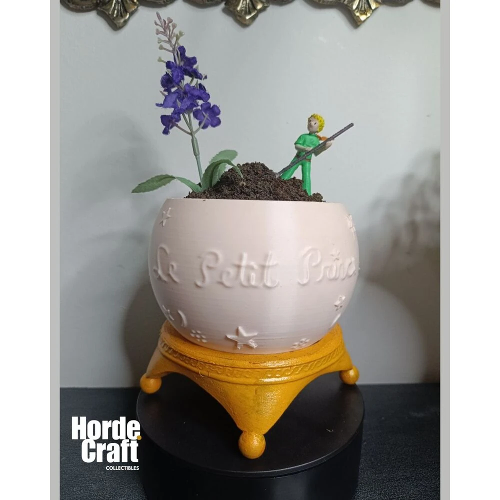 Küçük prens dekoratif saksı