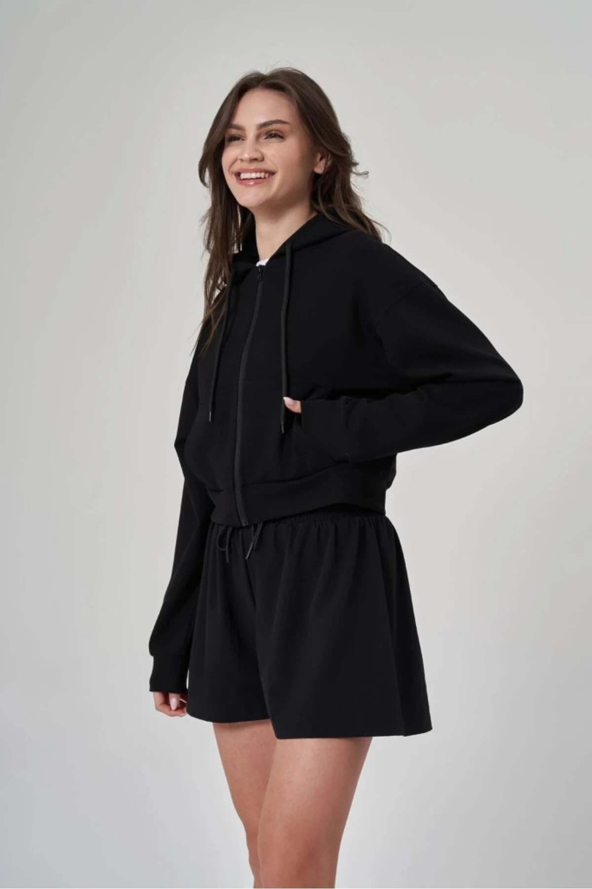 Kadın Fermuarlı Siyah Sweatshirt 1529109-SİYAH