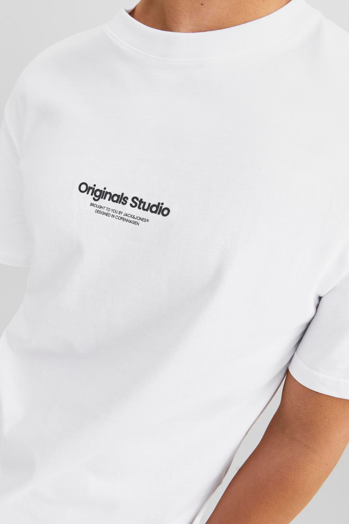 Jack & Jones Jorvesterbro Rahat Kesim Erkek T-Shirt 12240121