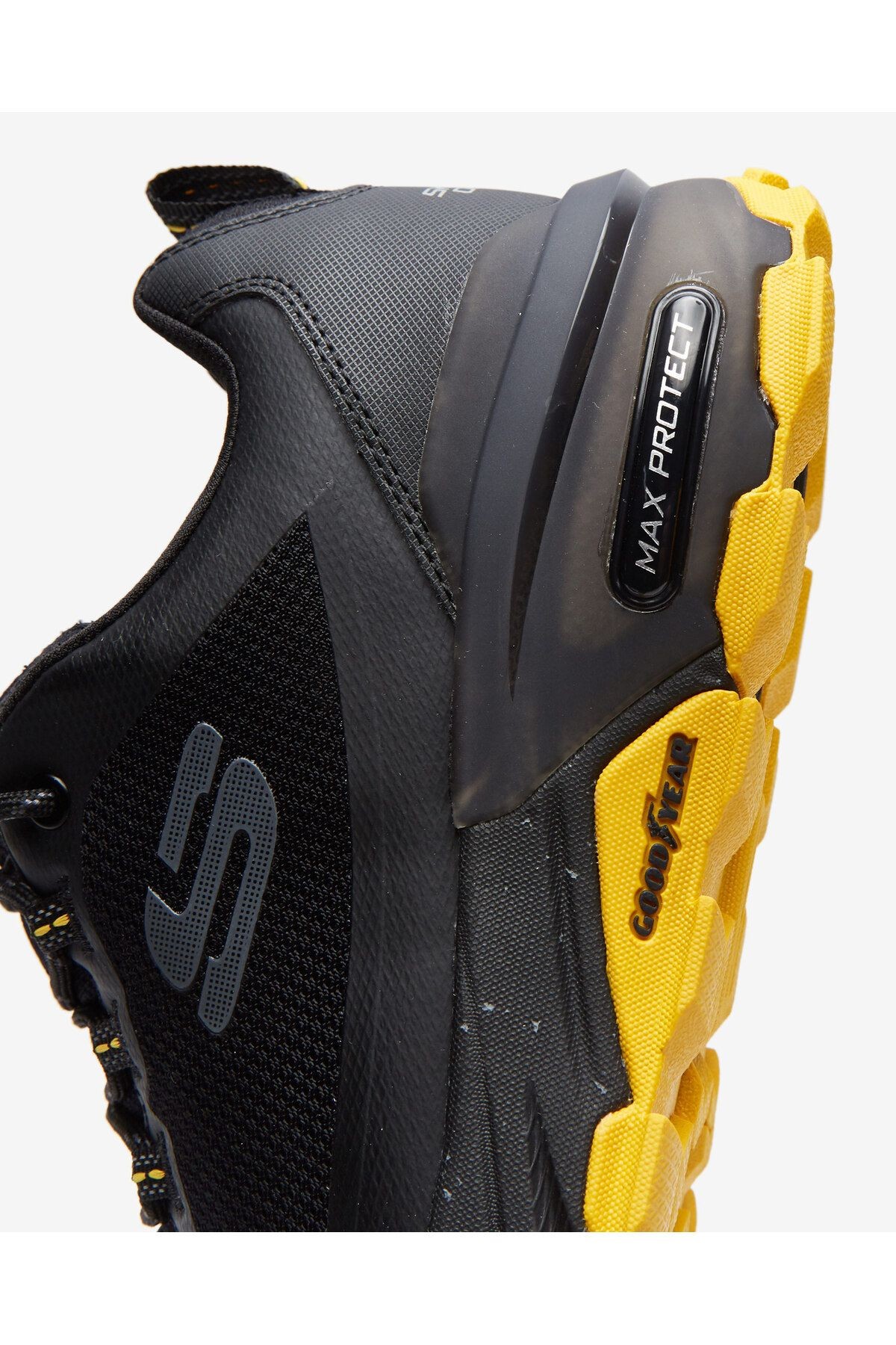Skechers Max Protect - Liberated Erkek Siyah Outdoor Ayakkabı 237301 Bkyl