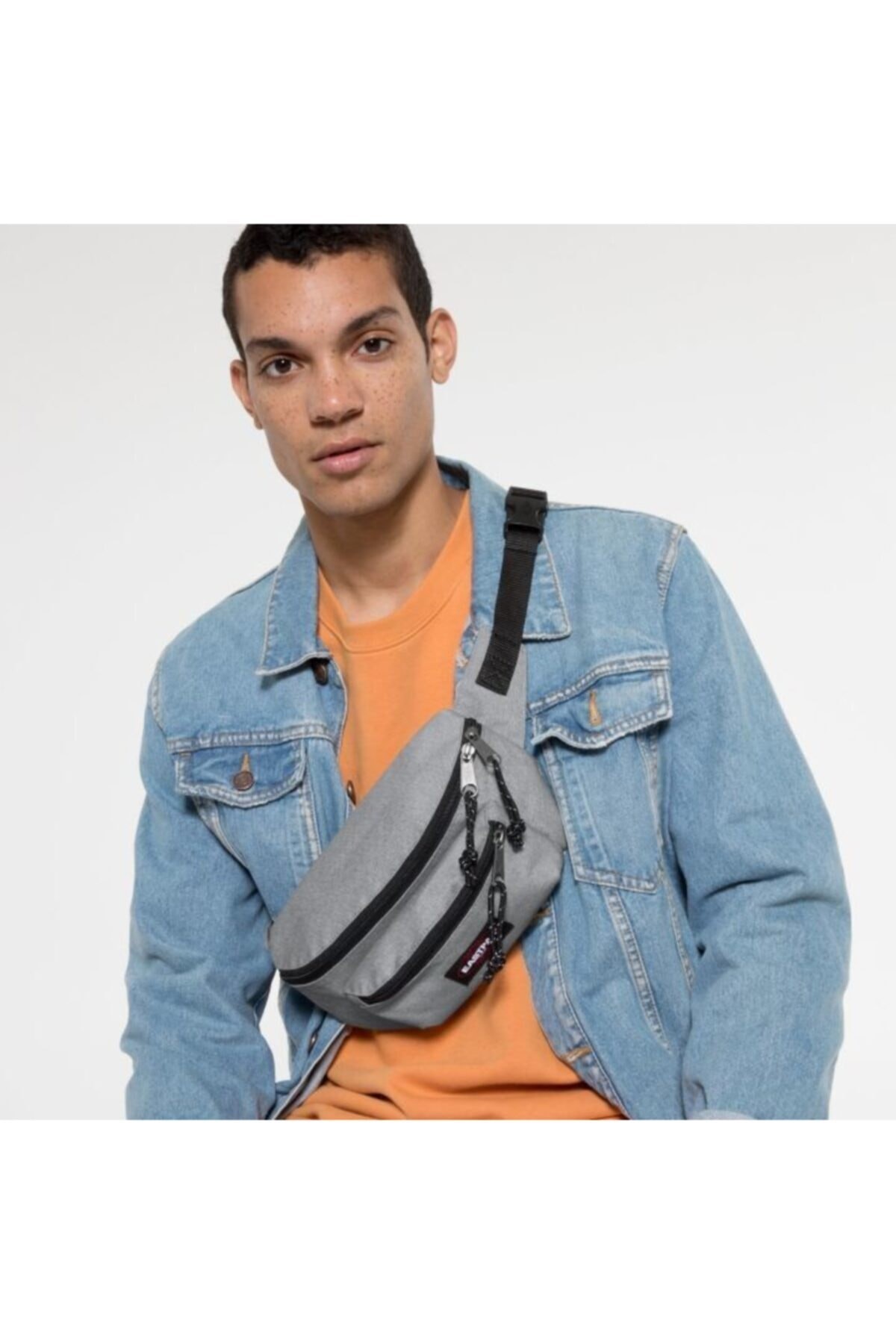 Eastpak Doggy Bag Bel Çantası EK07345E