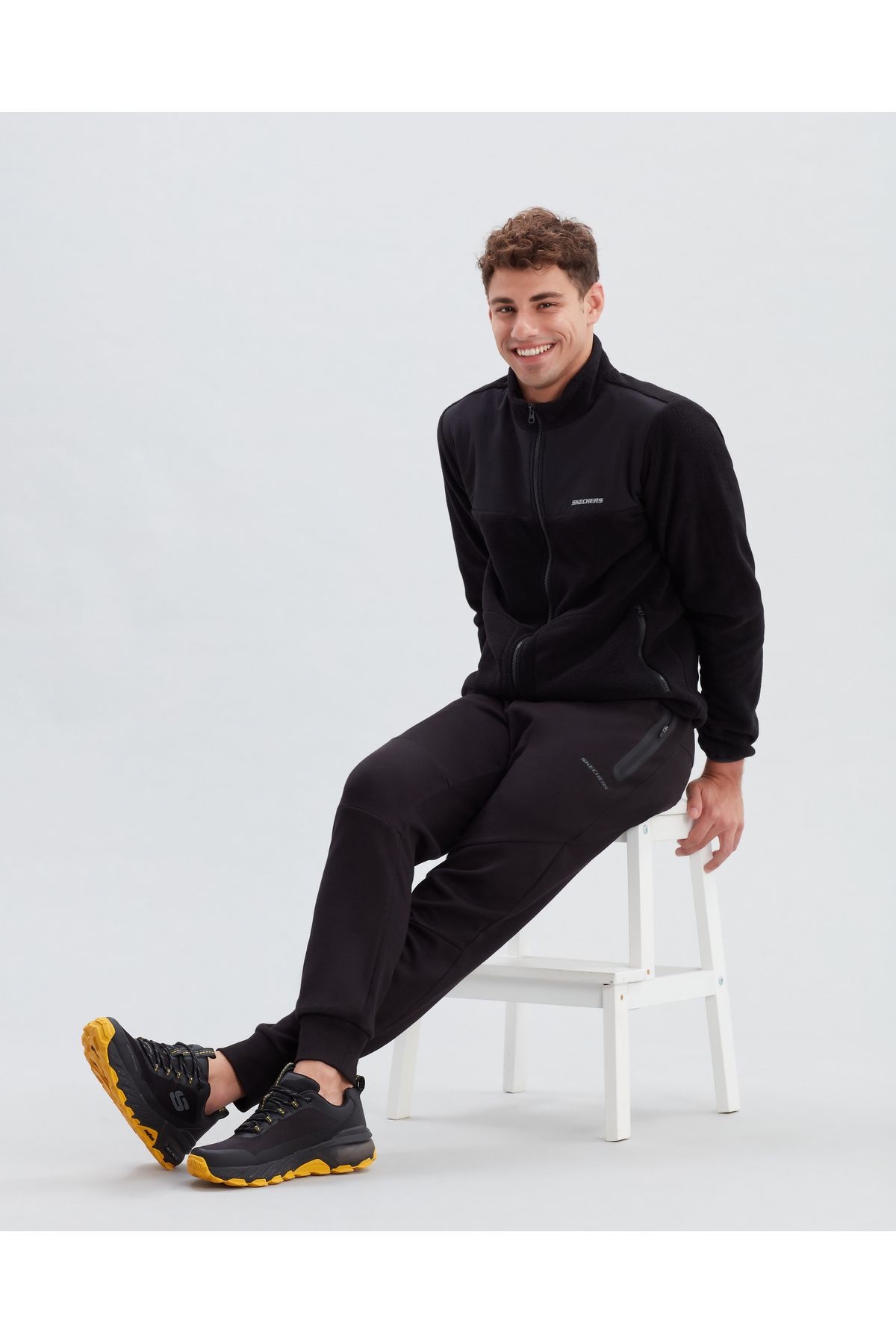 Skechers Max Protect - Liberated Erkek Siyah Outdoor Ayakkabı 237301 Bkyl