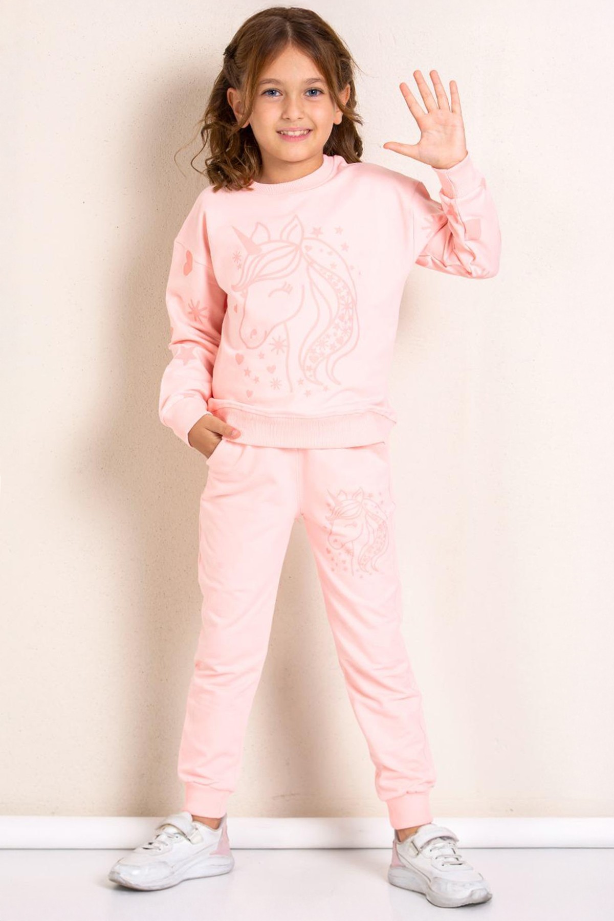 Kız Çocuk Kalp Desenli Baskılı Sweatshirt ve Eşofman Takımı - TOZ PEMBE