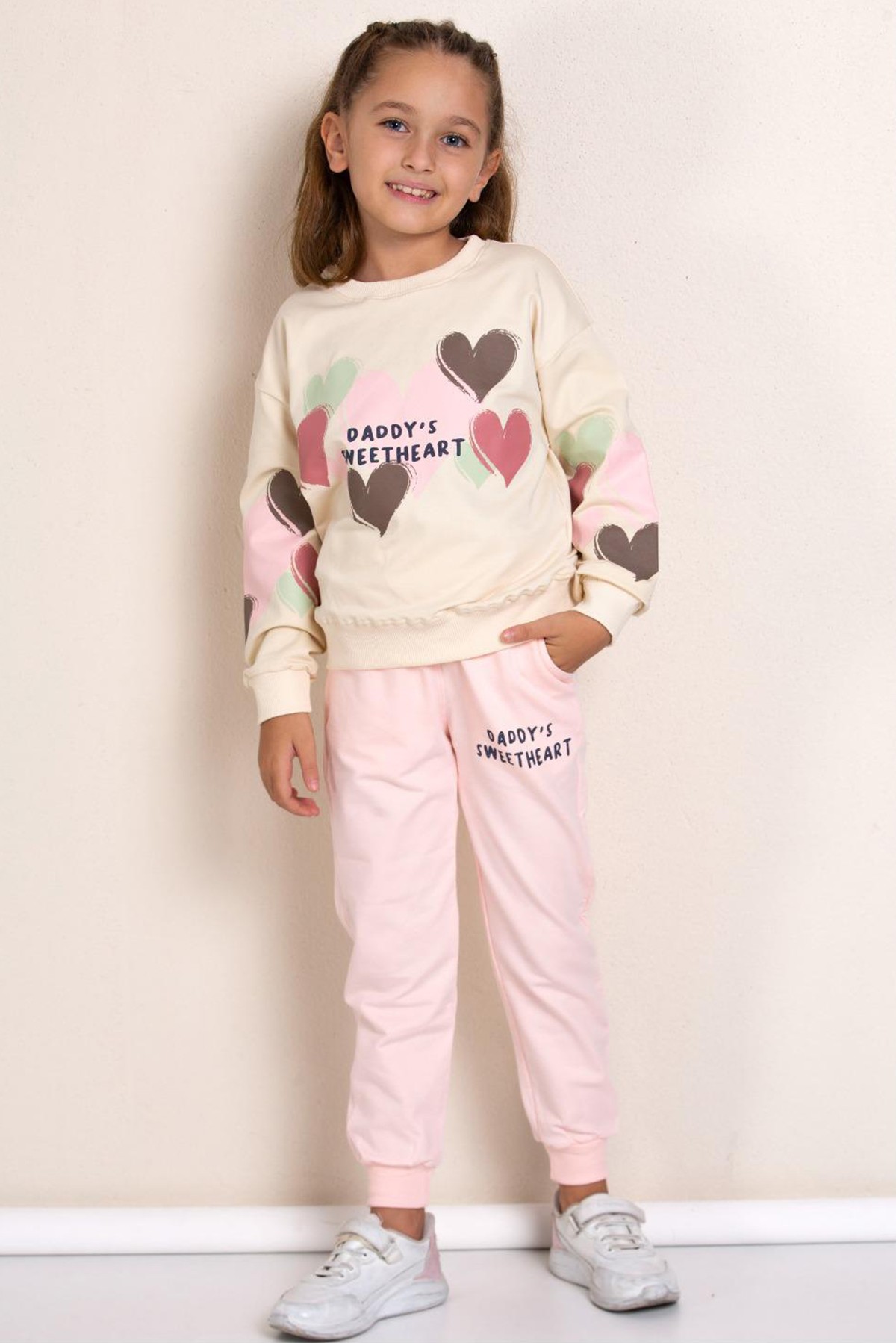 Kız Çocuk Kalp Desenli Uzun Kollu Sweatshirt Eşofman Altı Takım - TOZ PEMBE