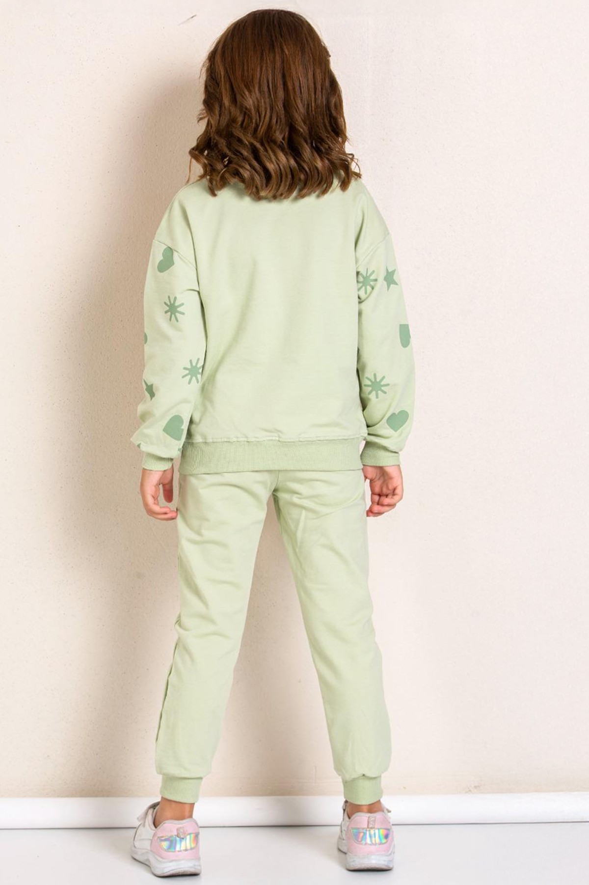 Kız Çocuk Kalp Desenli Baskılı Sweatshirt ve Eşofman Takımı - YEŞİL