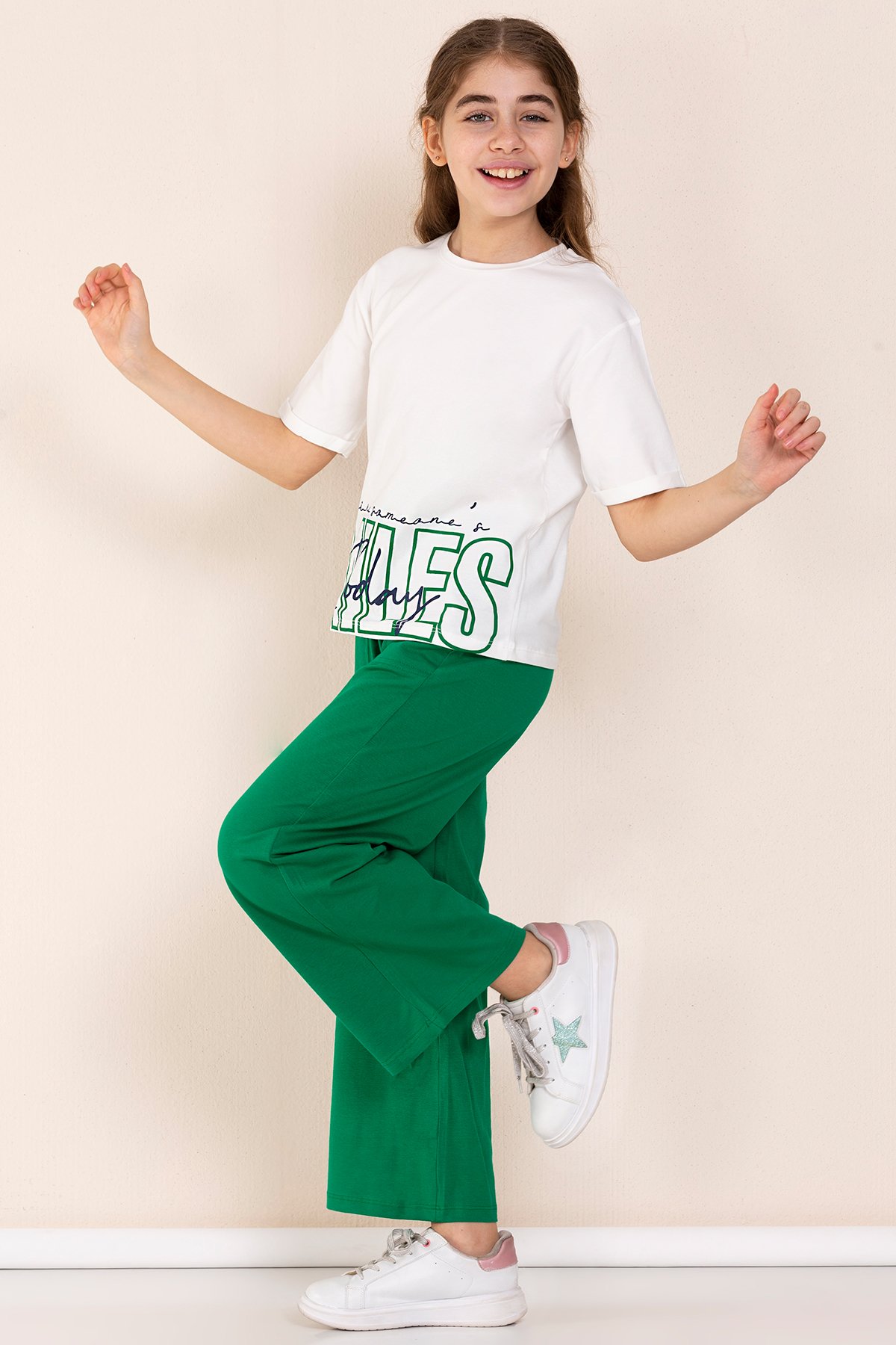 Baskı Detaylı Oversize Kız Çocuk T-shirt Eşofman Takım - YEŞİL