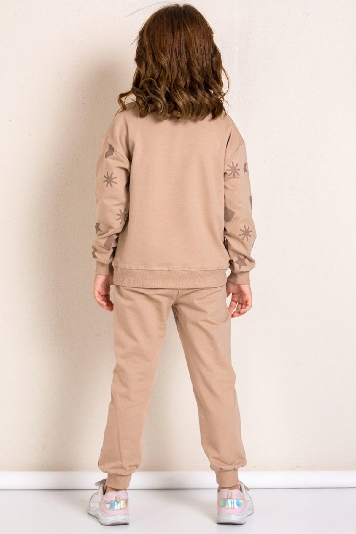 Kız Çocuk Kalp Desenli Baskılı Sweatshirt ve Eşofman Takımı - LATTE