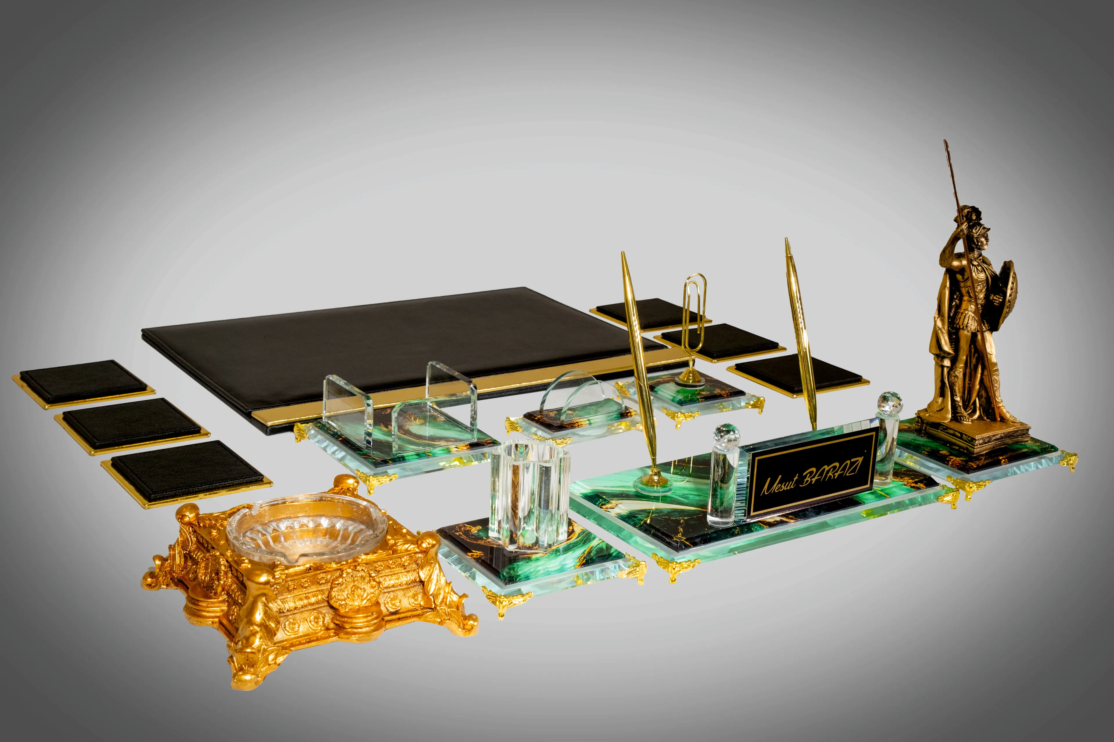 15 Parça Zümrüt Premium Masa Seti