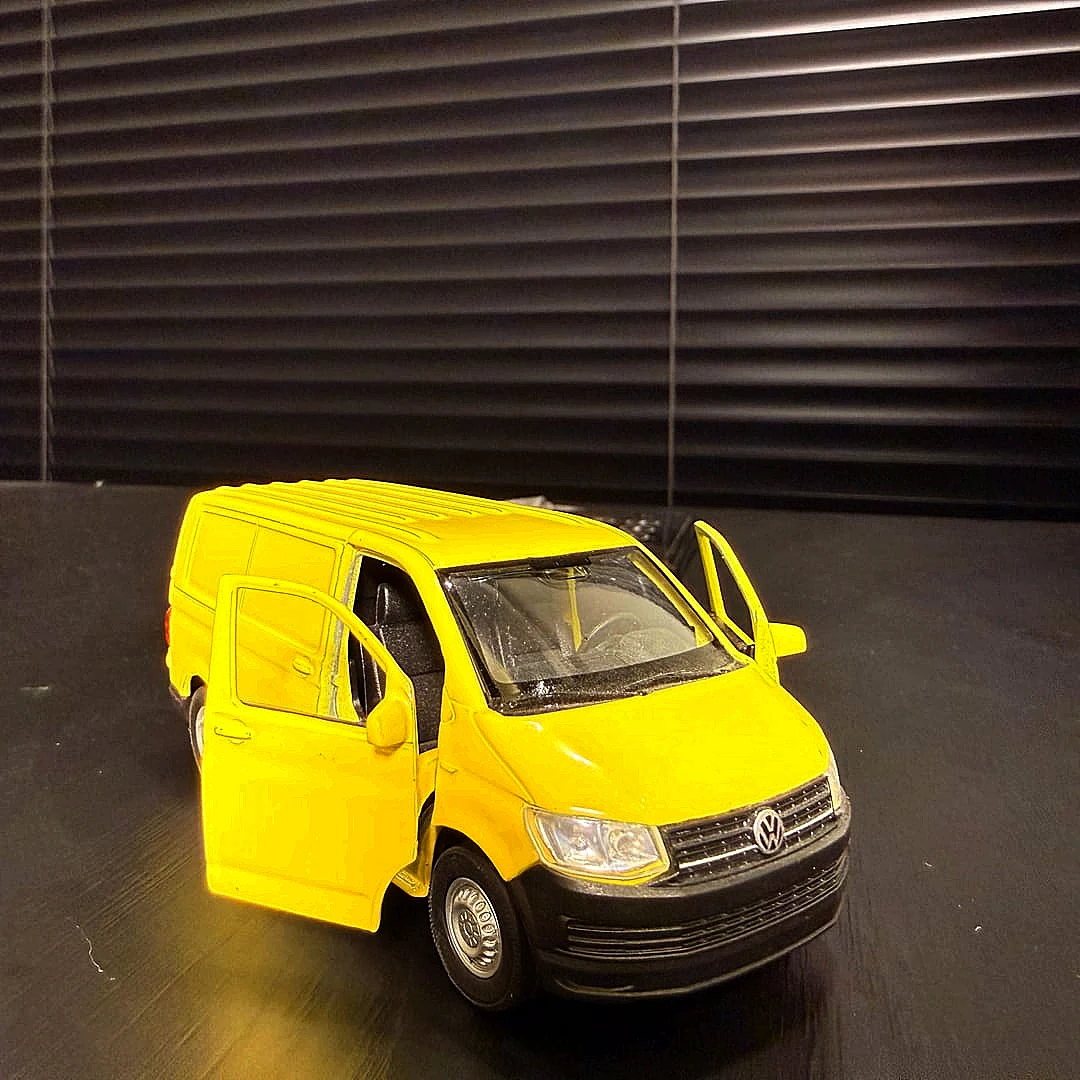 Tranporter Kişiye Özel Plakalı  1/36 Ölçek