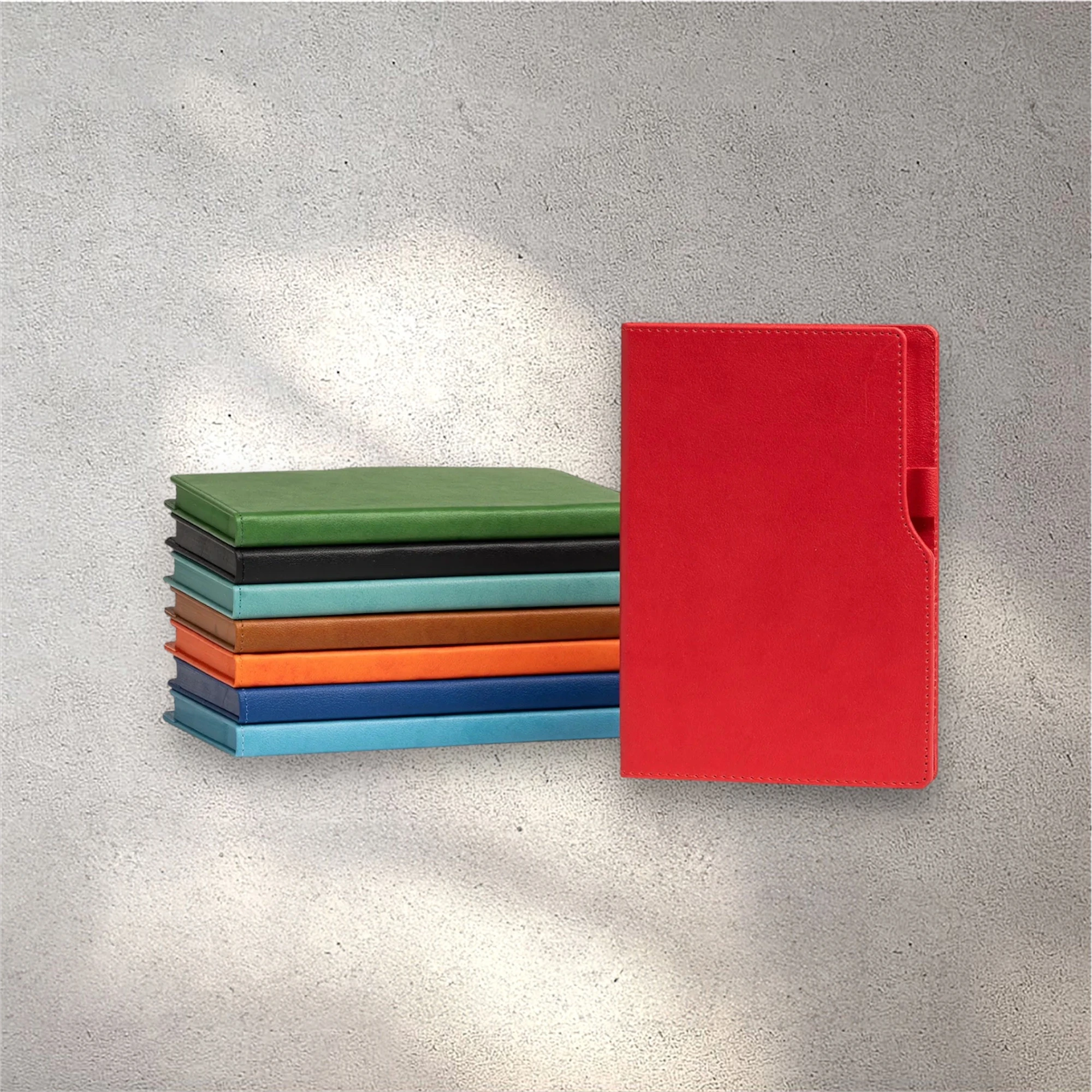 14,5 x 21 cm Termo Deri PU Sert Kapaklı Tarihsiz Defter, 224 Sayfa, 80 gr Ivory Krem Çizgili İç Kağıt, Kenar Boyalı, Kalem Tutuculu