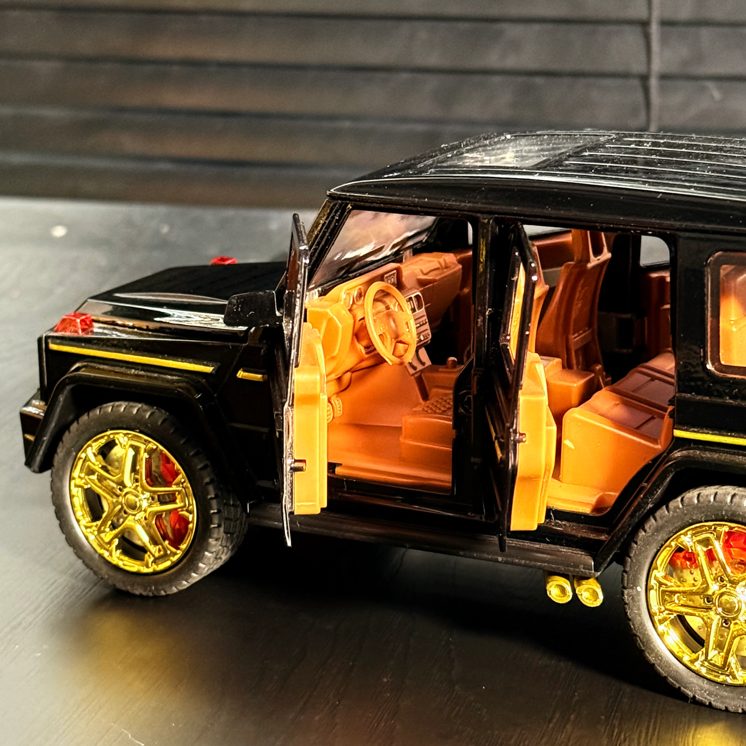 1/24 Ölçek 20cm G Class 