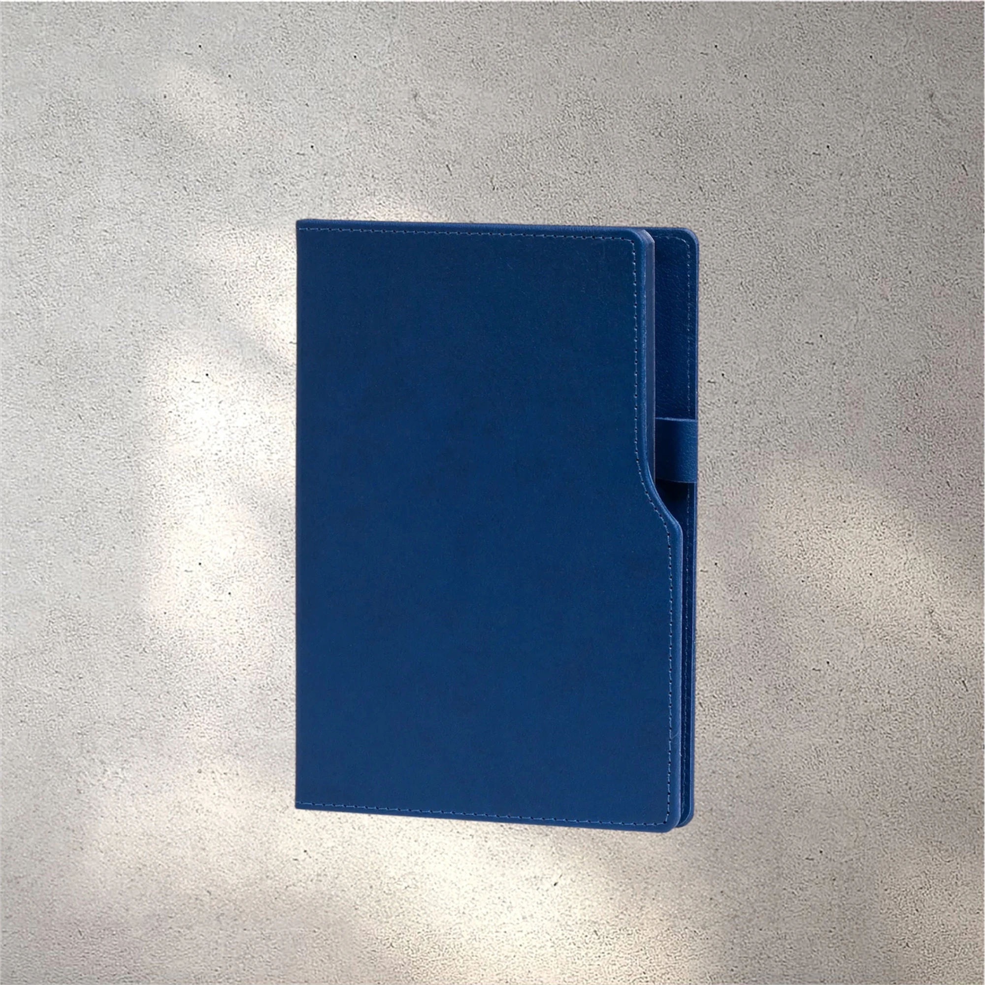 14,5 x 21 cm Termo Deri PU Sert Kapaklı Tarihsiz Defter, 224 Sayfa, 80 gr Ivory Krem Çizgili İç Kağıt, Kenar Boyalı, Kalem Tutuculu