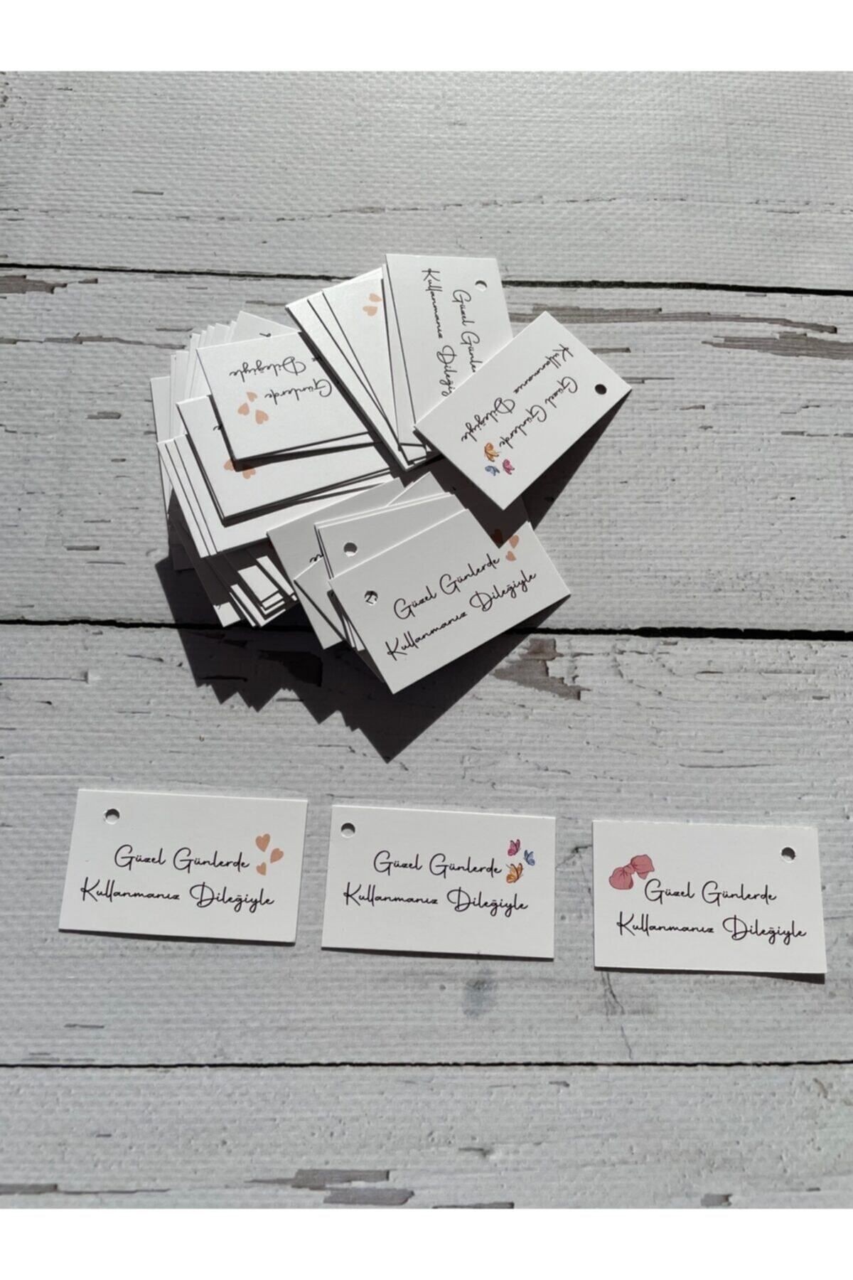 Güzel Günlerde Kullanmanız Dileğiyle Karışık 3 Model Düz Kesim Yapışkansız Etiket 6-4 Cm. - 50 Adet