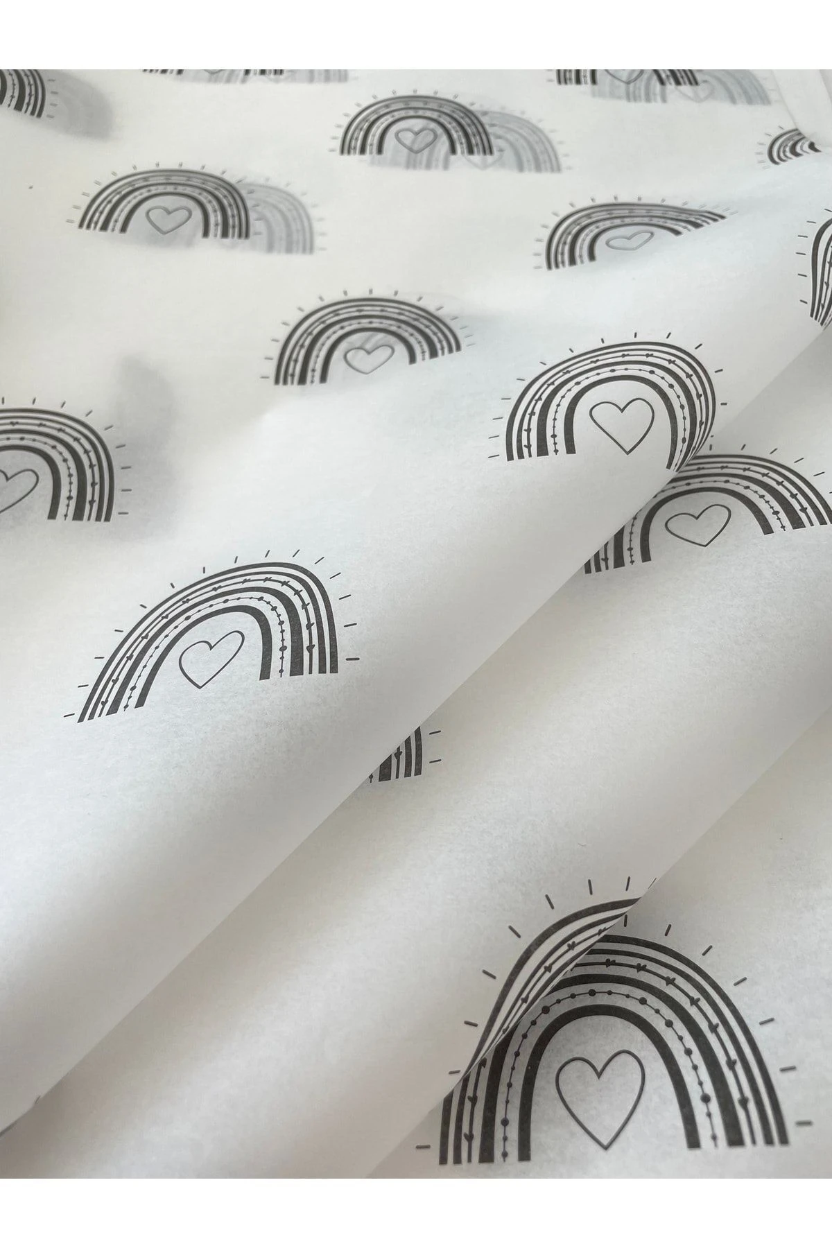 Siyah Gökkuşağı Desenli Beyaz Pelur Kağıdı / Paketleme Kağıdı - 20 Adet -50 Adet - 100 Adet - 500 Adet - 1000 Adet  / 50x70 cm.