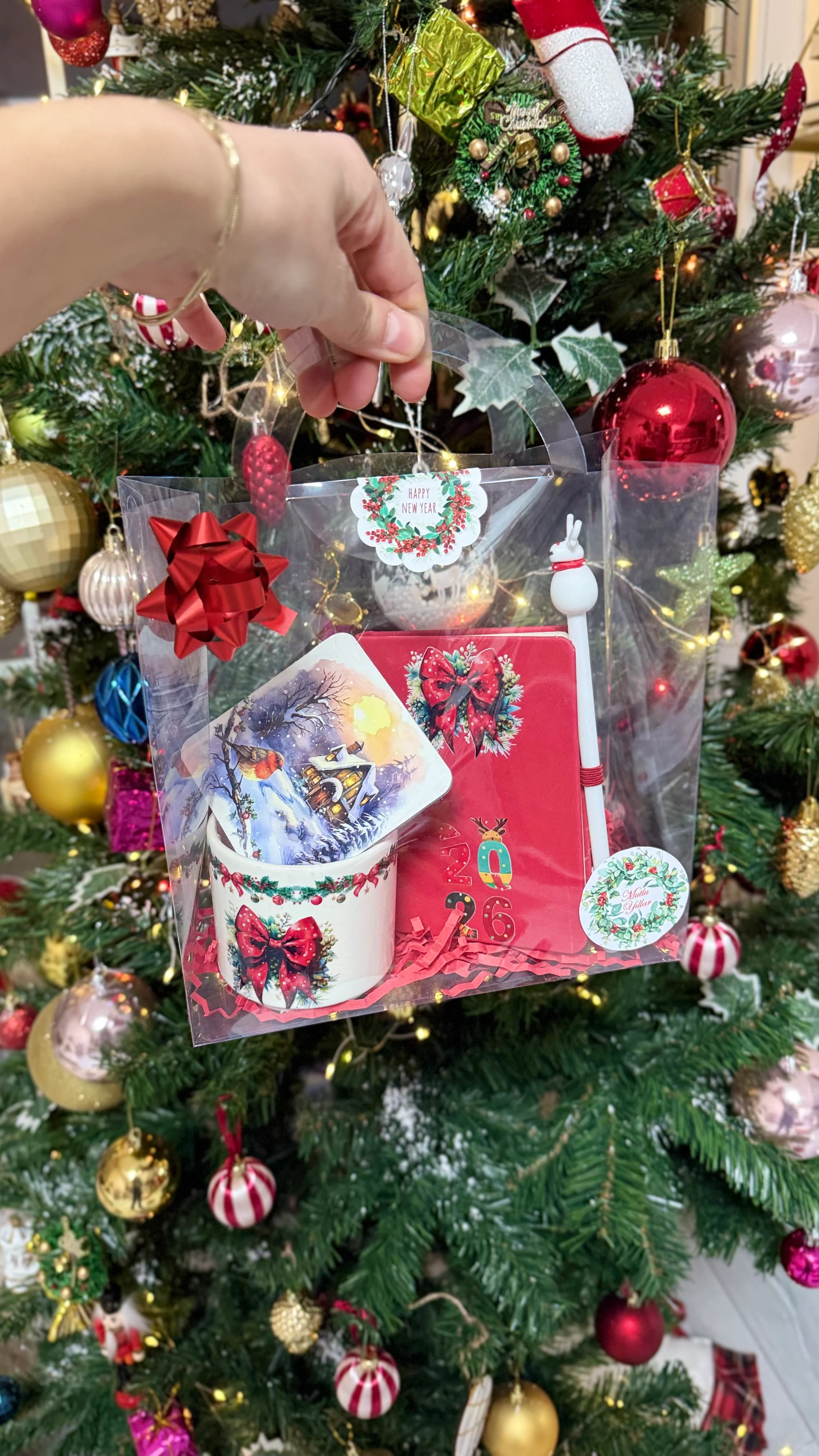 fiyonk yeni yıl set